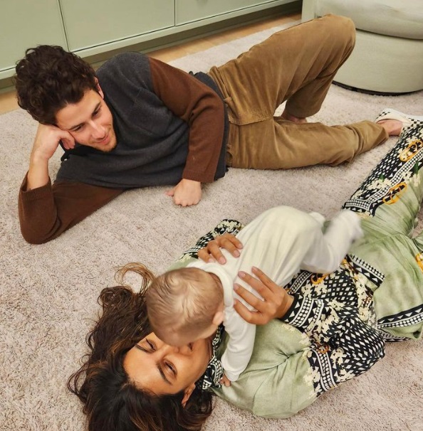 Motivul pentru care Priyanka Chopra a apelat la ajutorul unei mame-surogat. Actrița a pozat alături de fetița ei pentru revista Vogue
