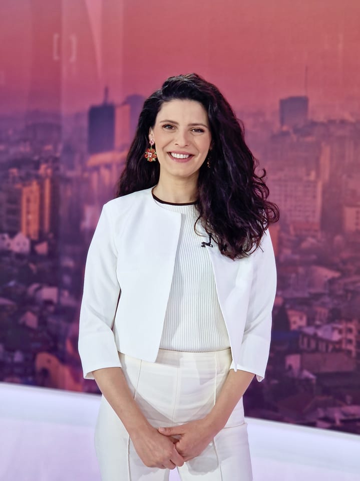 Primele imagini cu Ramona Păuleanu la Antena 1, după ce și-a dat demisia de la Pro TV. „Am simțit că e un nou început”