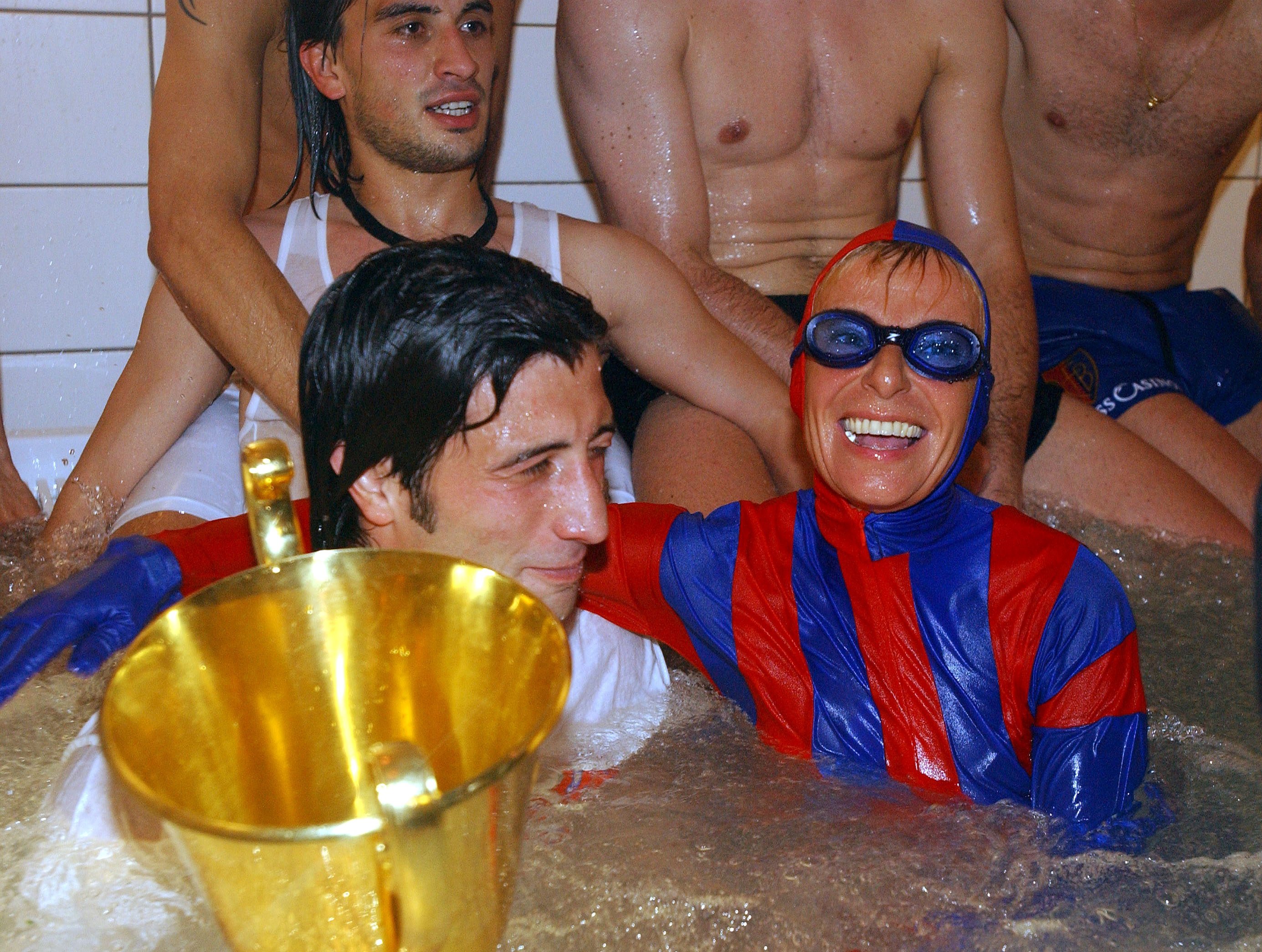 Gigi a lor s-a întors la FC Basel prin nepoți, a cincea generație a familiei fondatoare Roche: „Avere de 31 de miliarde de euro”. Coșmarul Filipescu, cum a făcut baie cu băieții după Cupa din 2002 și ce legătură are cu România