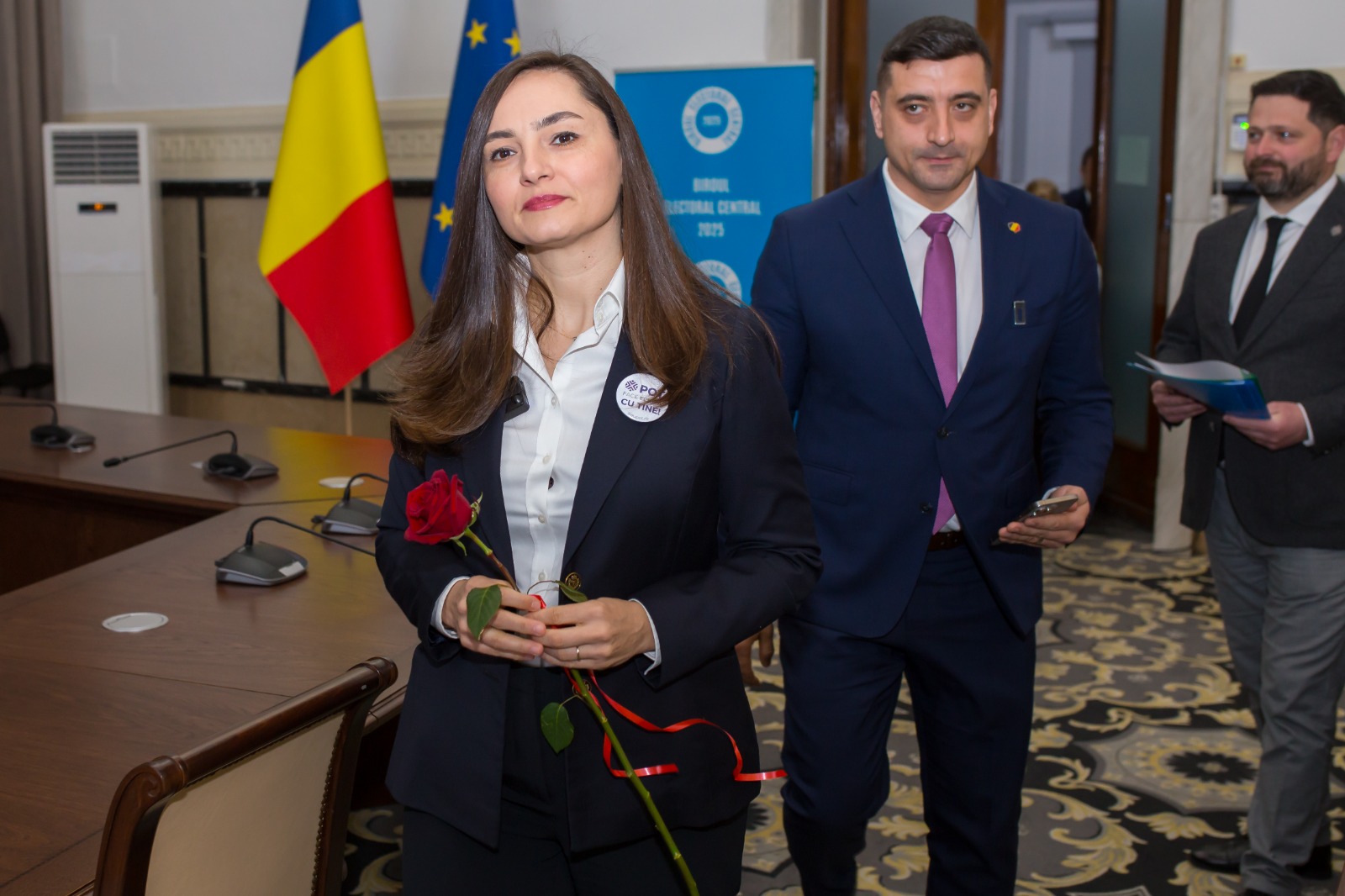 Anamaria Gavrilă și-a depus candidatura la prezidențiale la BEC, alături de George Simion. Cine se va retrage