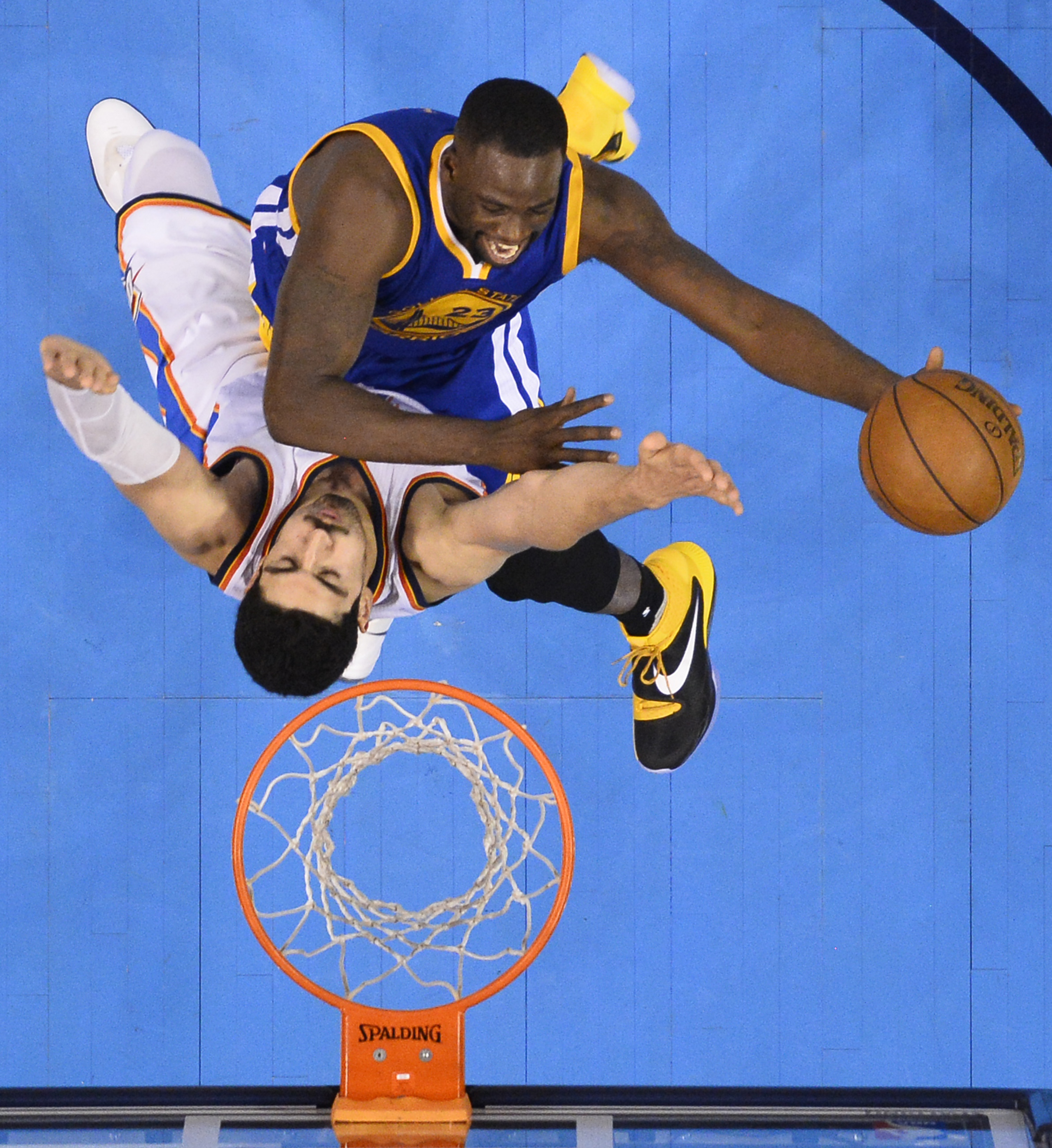 NBA, play-off. Dramă pentru campioană! Golden State Warriors, bătută măr de Oklahoma City Thunder, în finala Conferinței de Vest / GALERIE FOTO & VIDEO