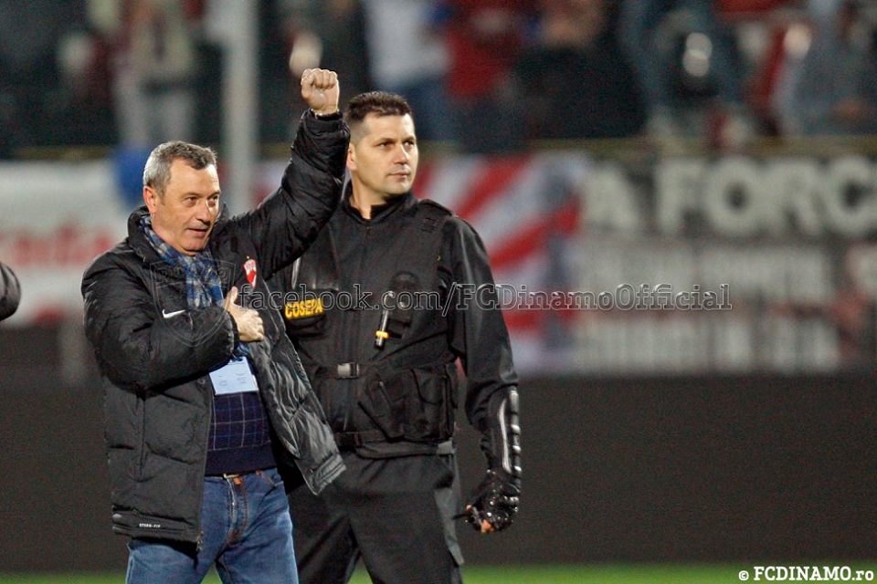 Liga I, etapa a 26-a. Astra - Dinamo 1-1. ^Dorin Rotariu a deschis scorul, Daniel Florea a egalat norocos. Steliano Filip, eliminat. Arbitrul a întrerupt meciul două minute / VIDEO