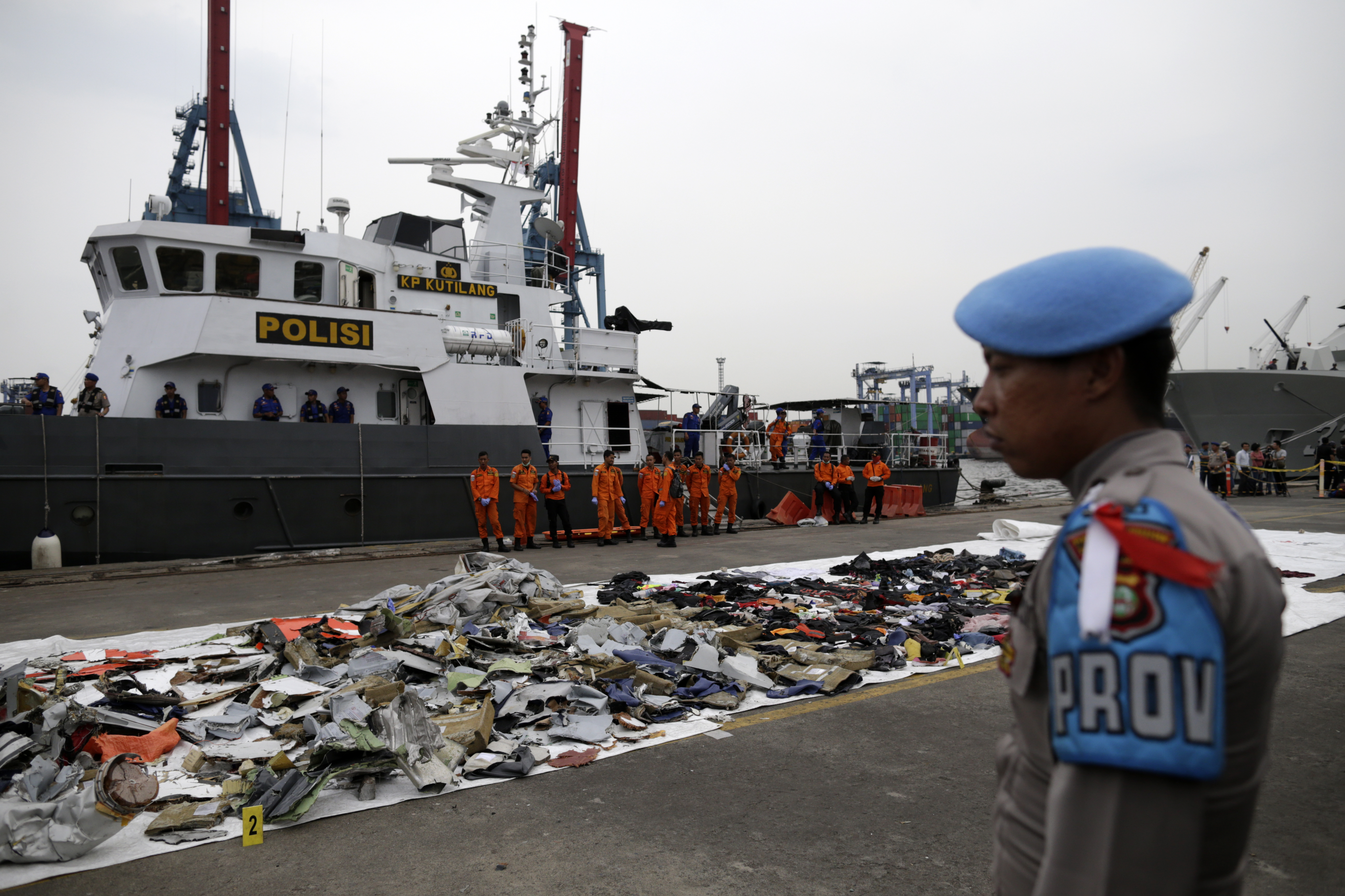 Un obiect găsit după prăbușirea avionului Lion Air în Indonezia a dus la o mobilizare uriașă pe internet. Detaliul care a ajutat la identificarea unei victime