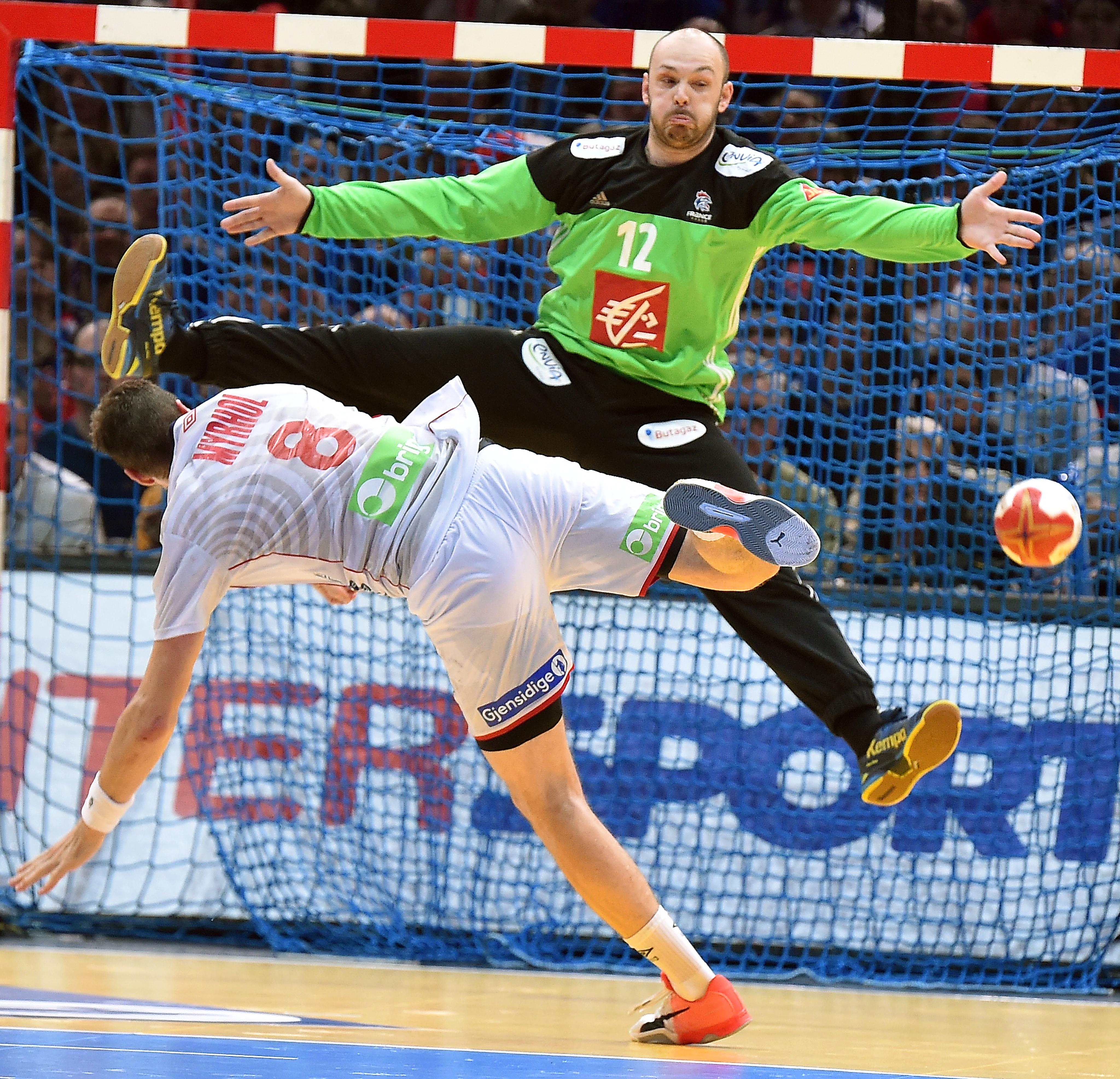 Franțastic! ”Cocoșii” au cucerit al șaselea titlu mondial de handbal! Cum am murit noi și s-au născut ei. De la greșeala lui Sorin Toacsen la campionii de azi / FOTO&VIDEO