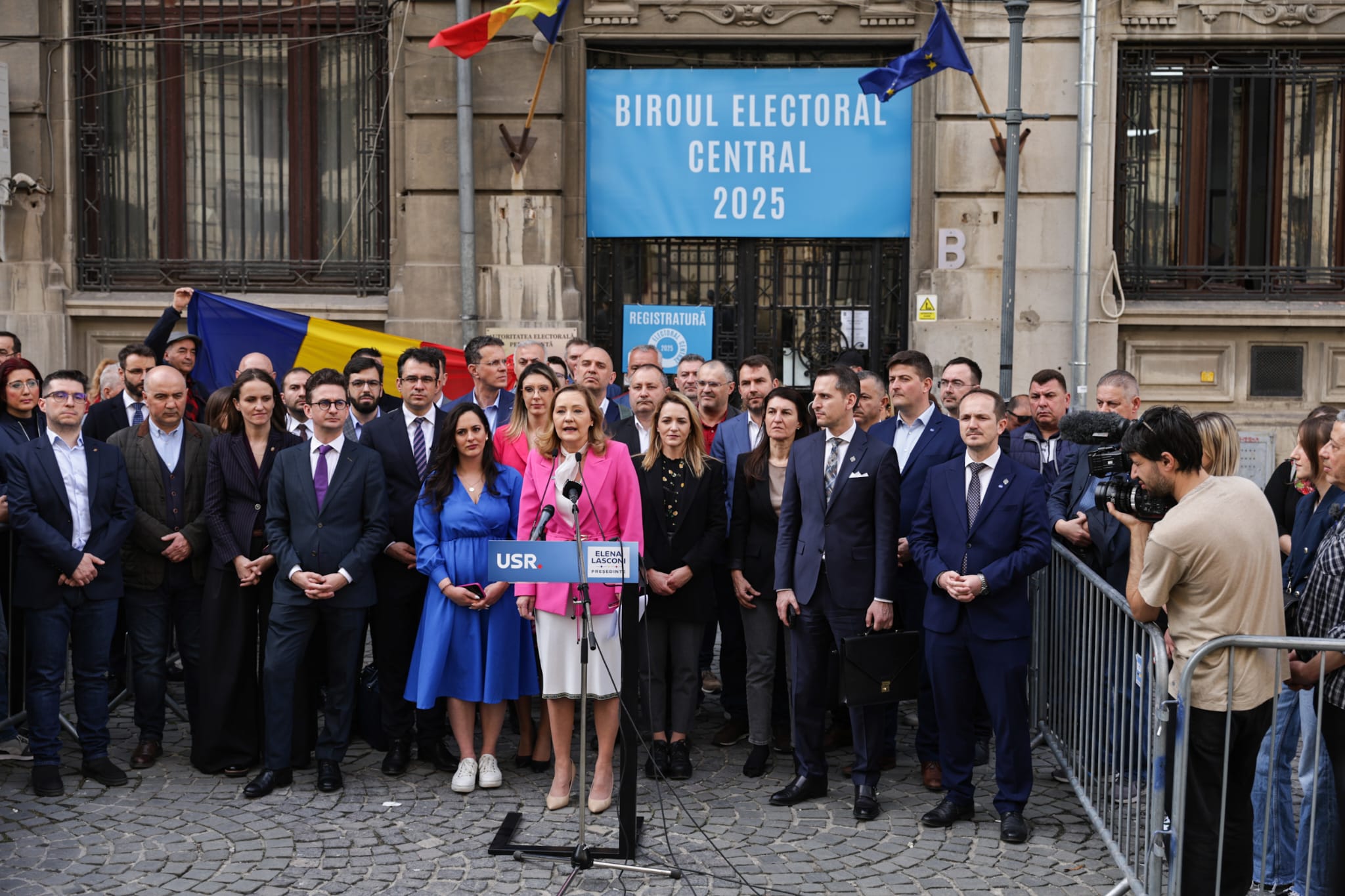 Elena Lasconi și-a depus candidatura la alegerile prezidențiale 2025, în ciuda opoziției din USR: „Nu sunt perfectă, dar am curaj să fac dreptate”