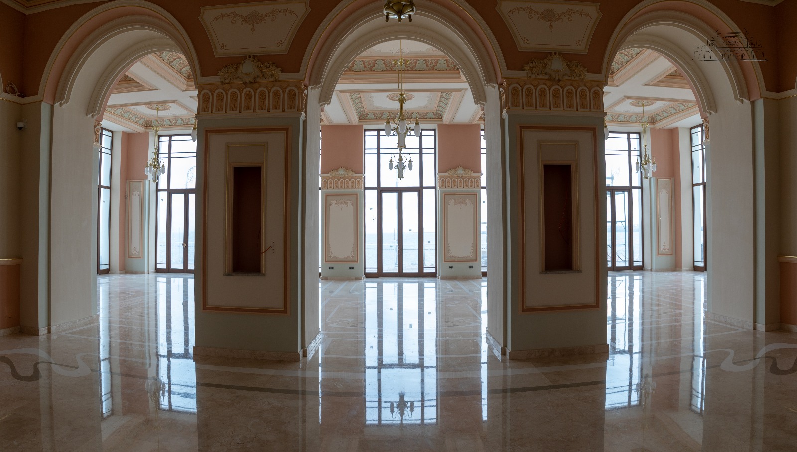Cazinoul din Constanța, la un pas de redeschidere. Imagini din interiorul edificiului după renovarea începută acum patru ani