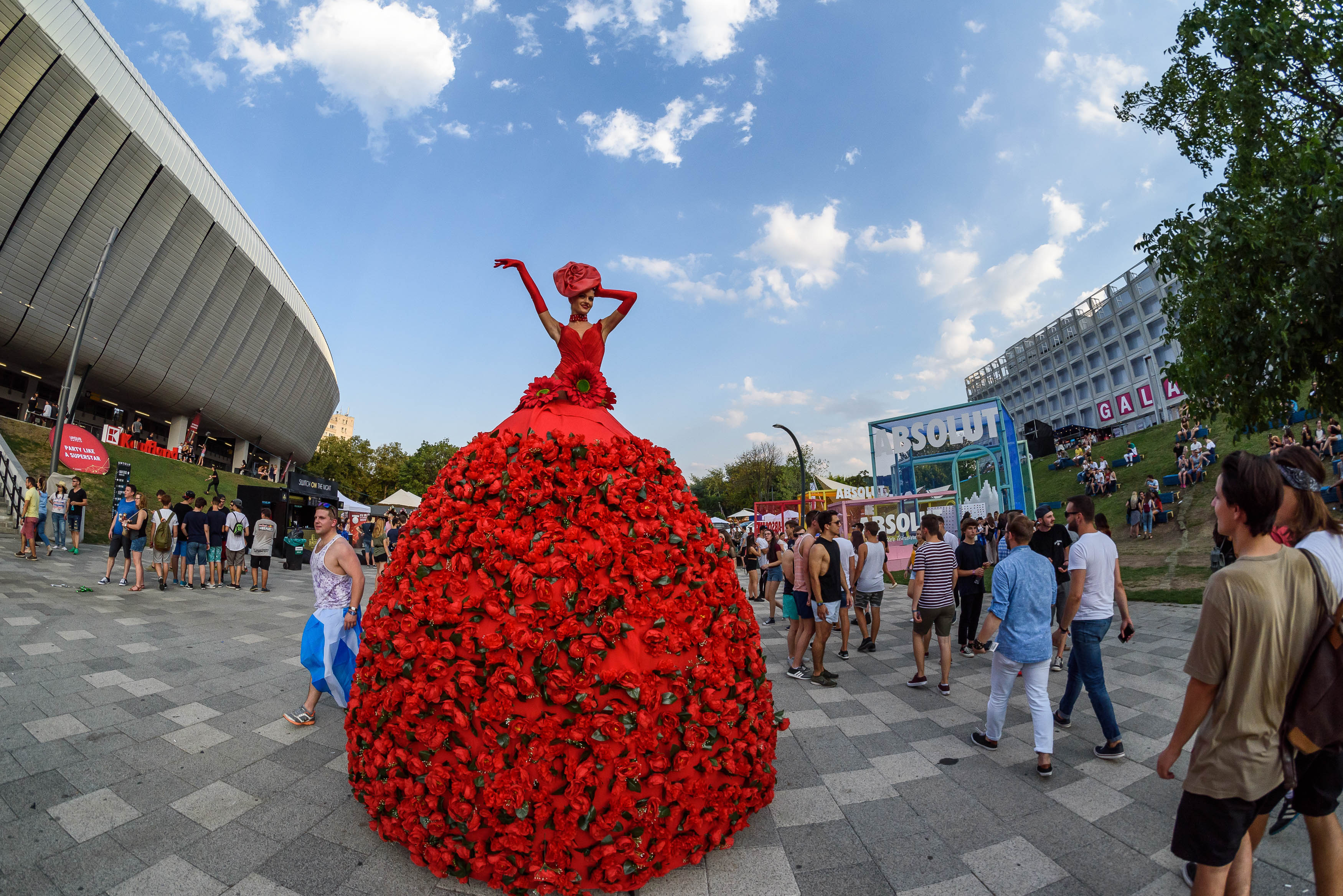 Prima zi de UNTOLD. Distracție, dar și amenzi de 14.000 de lei |  FOTO ȘI VIDEO