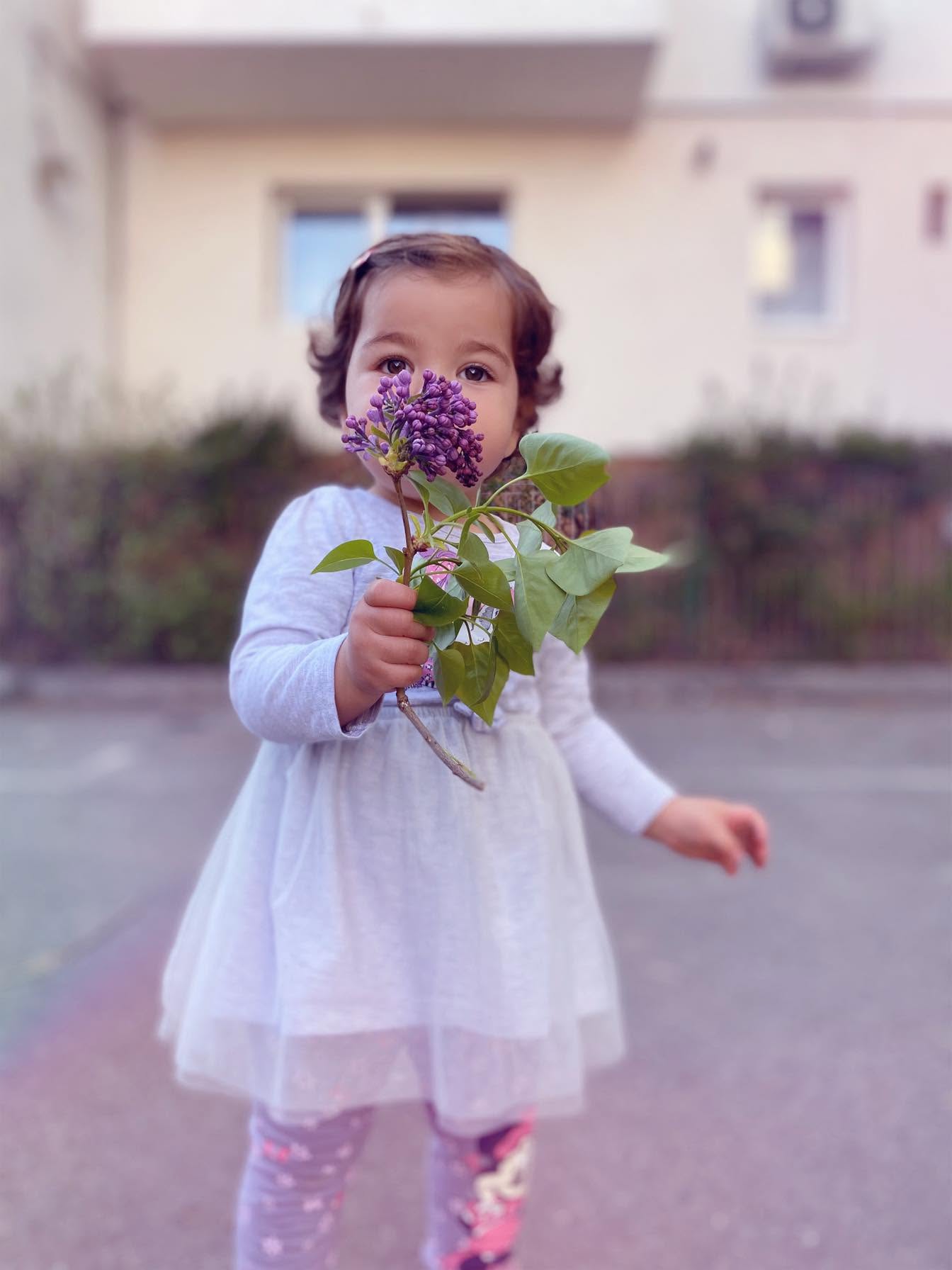 Imagini rare cu copiii vedetelor de la Insula Iubirii. Cum arată acum foștii concurenți în ipostaze de familie