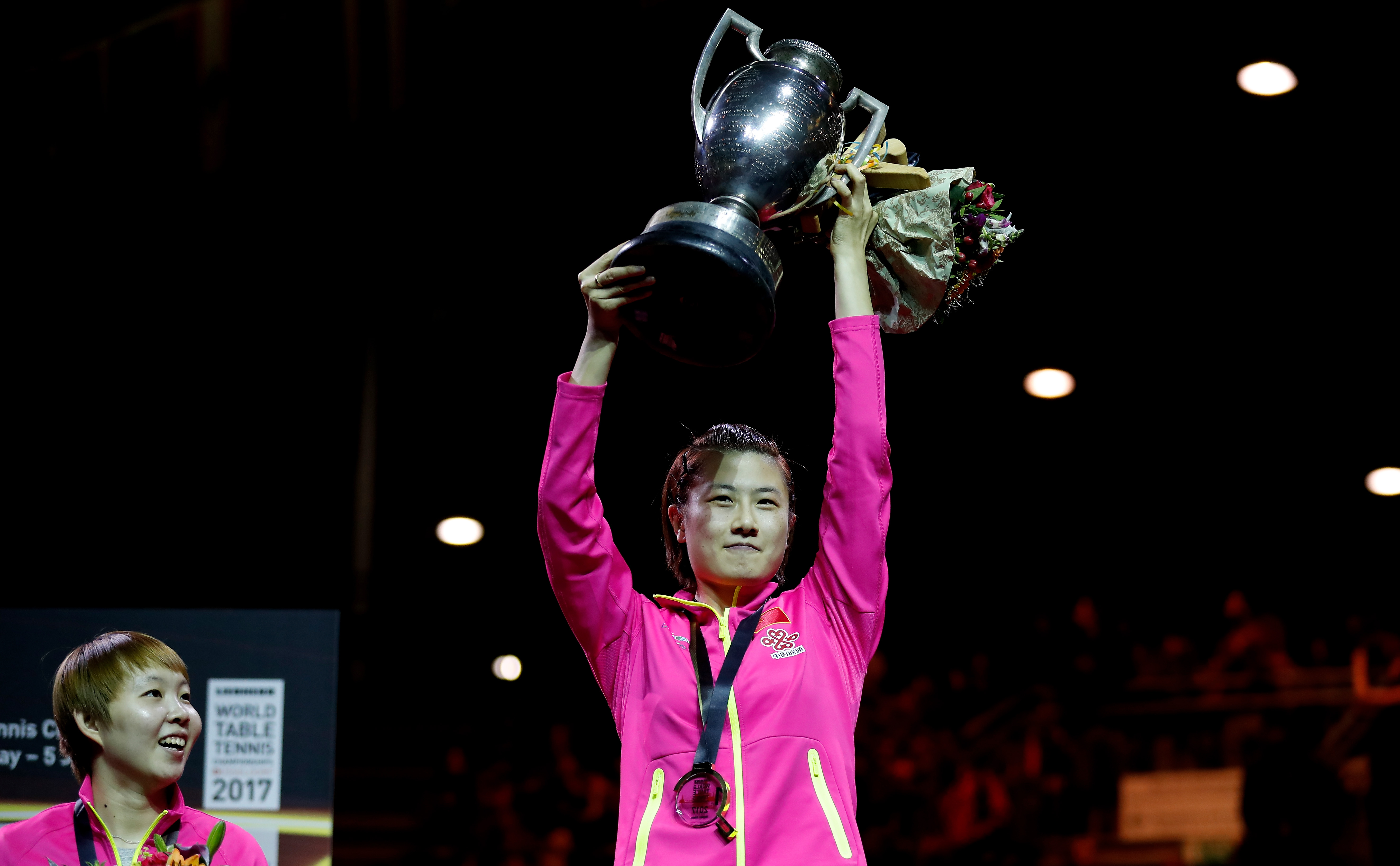 Chinezii au câștigat două titluri la Campionatul Mondial de tenis de masă. Japonezii au luat un aur. Copilul-minune, eliminat în sferturi