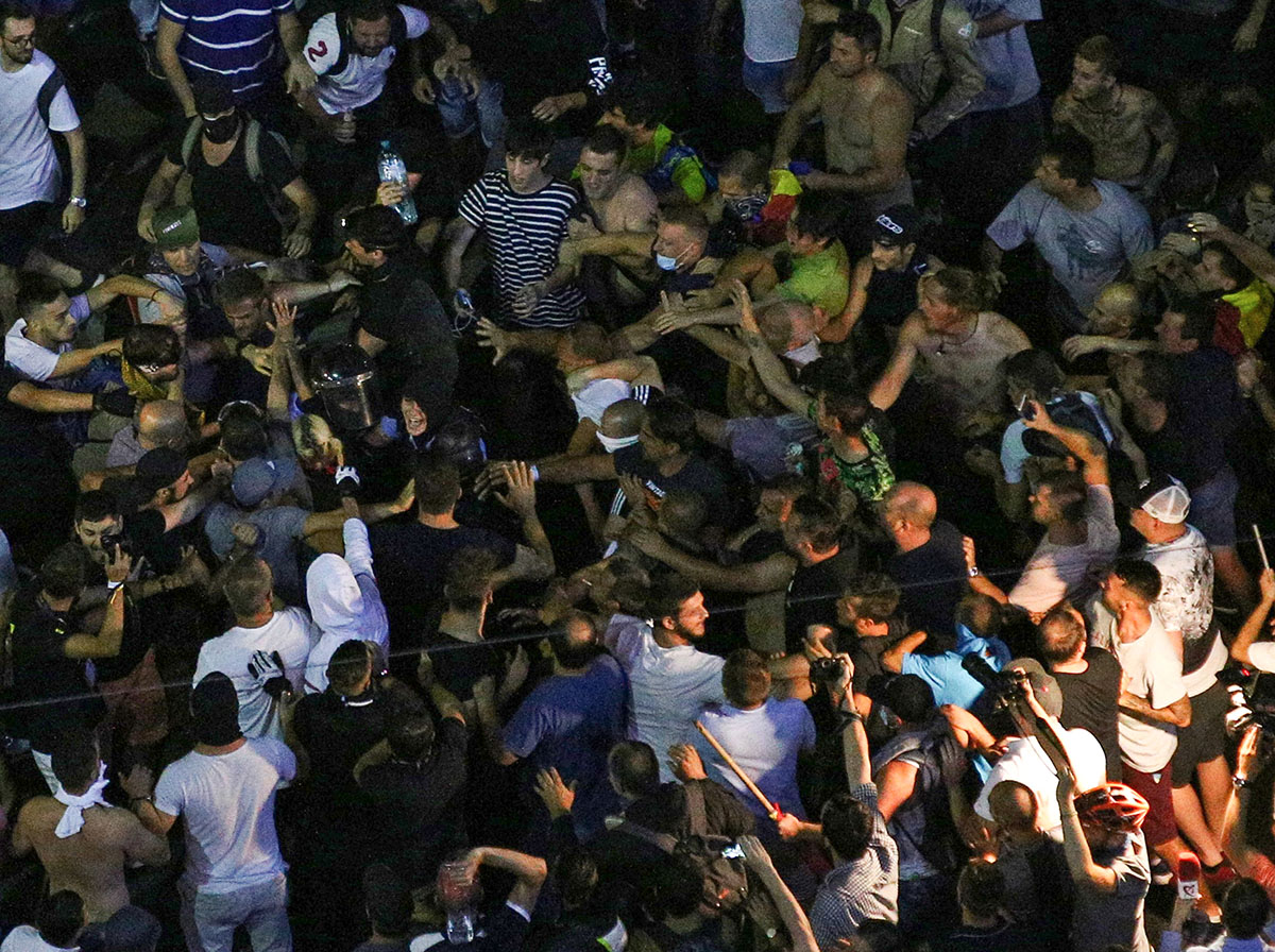 Procesul abuzurilor Jandarmeriei în 10 august 2018 ajunge la final. Ce efecte a generat decizia judecătorului militar de a restrânge dezbaterile, în încercarea de a salva dosarul de la prescripție