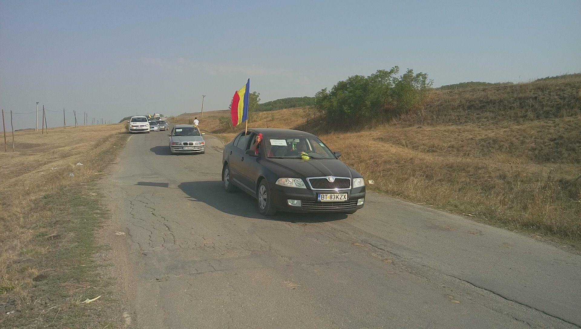 Au protestat față de starea proastă a DJ 296 GALERIE FOTO