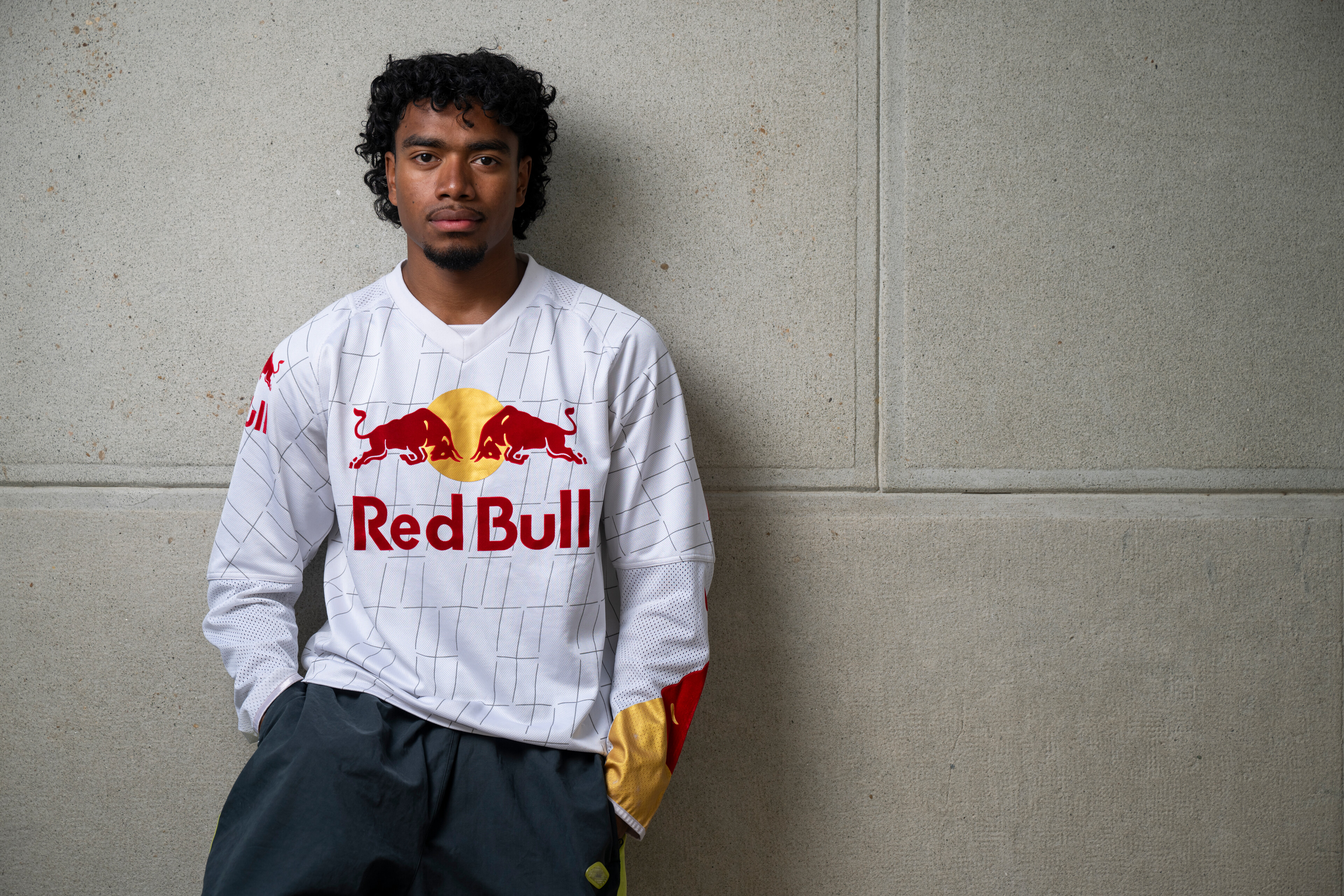 B-Boy Lee, unul dintre cei mai buni și respectați dansatori de break din lume, vine în România: „Mulți spun că o prestație completă înseamnă să ridici trofeul la final. Pentru mine nu e întotdeauna așa”