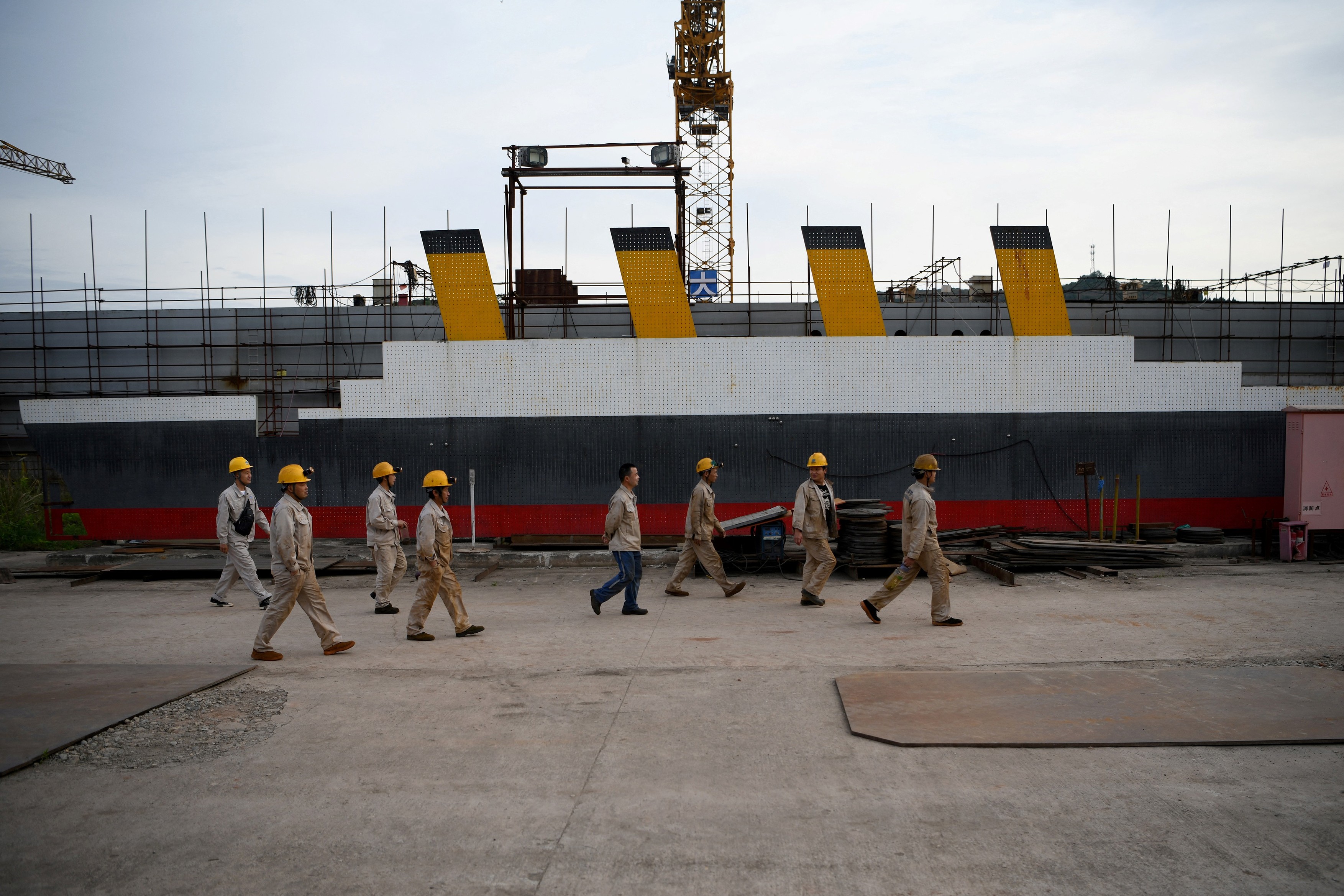 Cum arată replica în mărime naturală a faimosului Titanic, construită în China