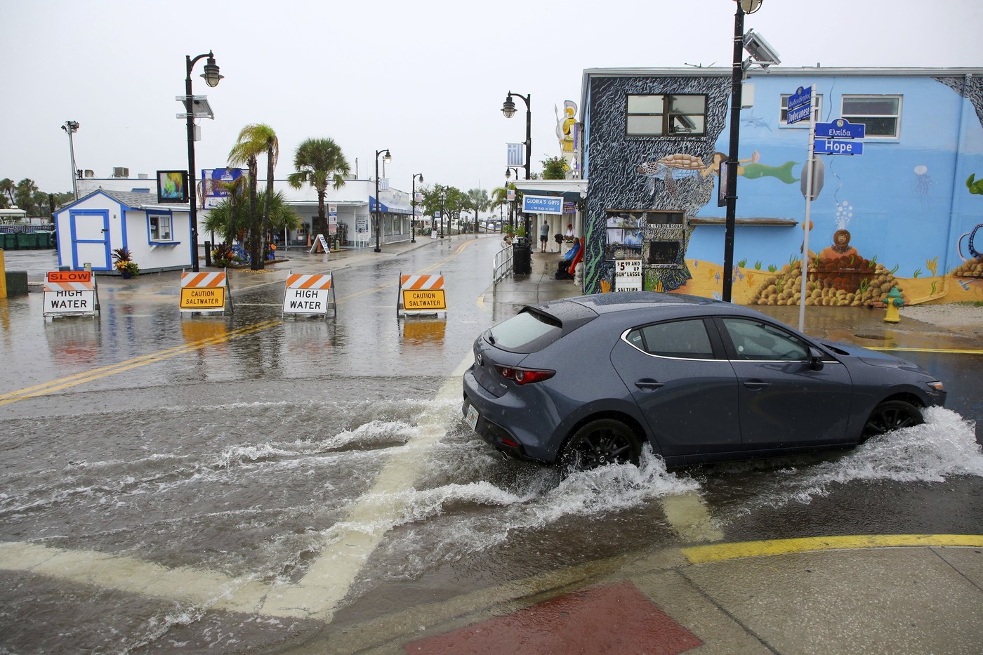Stare de urgență și ordine de evacuare în Florida, înaintea furtunii tropicale Debby: „Luați situația în serios!”. FOTO