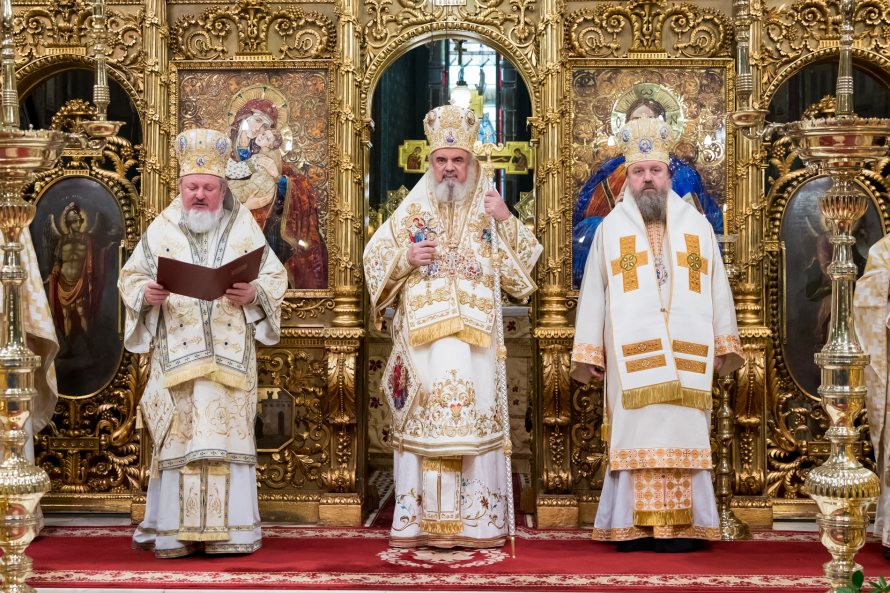 Mesajul Patriarhului Daniel de Anul Nou: "S-a împlinit un ideal de 140 de ani - Sfinţirea Catedralei Neamului"