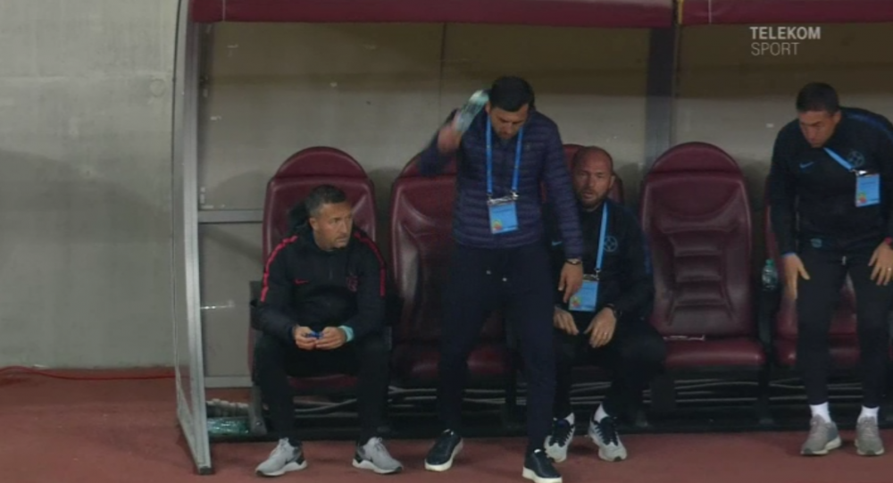Tensiuni la FCSB. Nicolae Dică l-a scos din sărite pe Mihai Stoica în finalul meciului cu Astra. Ce a făcut antrenorul | GALERIE FOTO