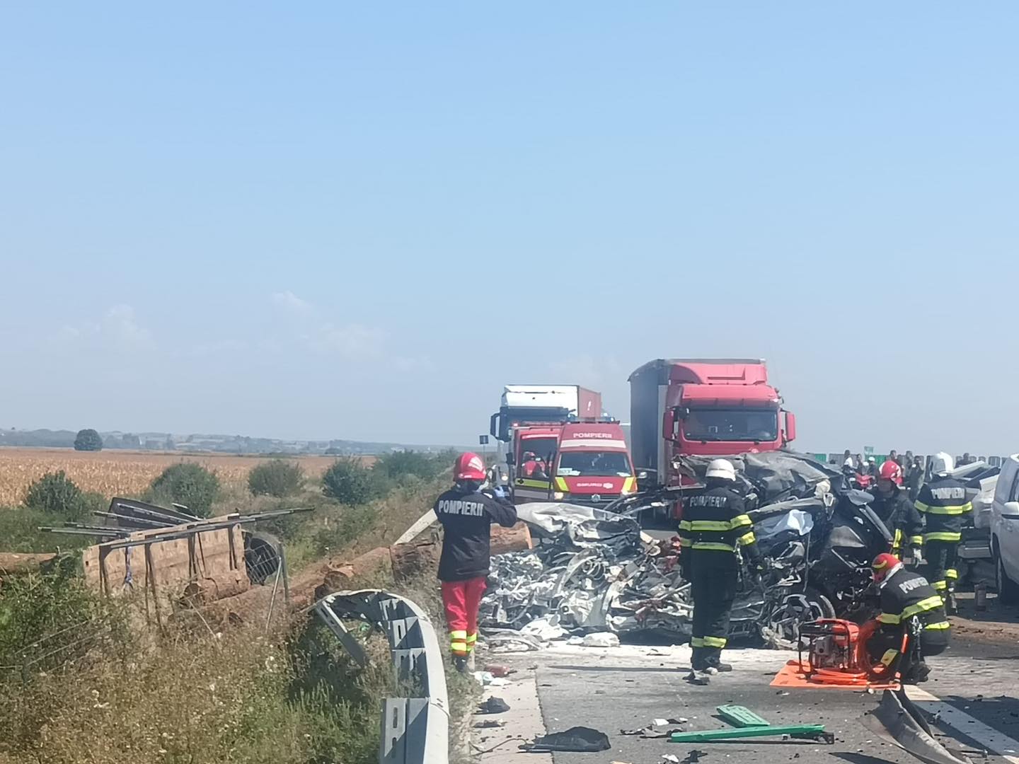 Un diplomat ungar a murit pe autostrada Timișoara-Lugoj. O mașină a Consulatului Ungariei la București, implicată într-un accident grav