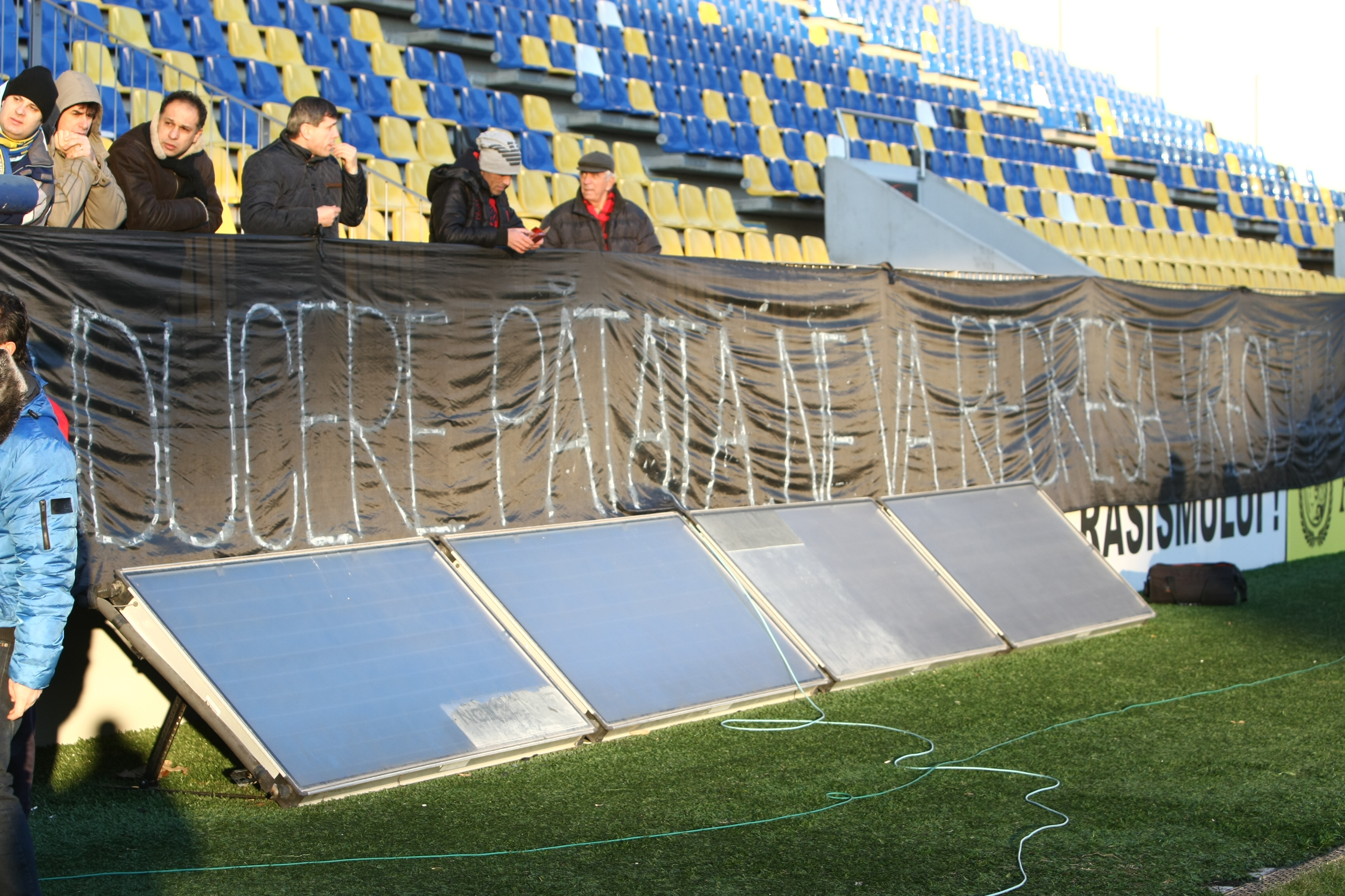 PETROLUL / Reunire incendiară la Ploiești! / GALERIE FOTO & VIDEO