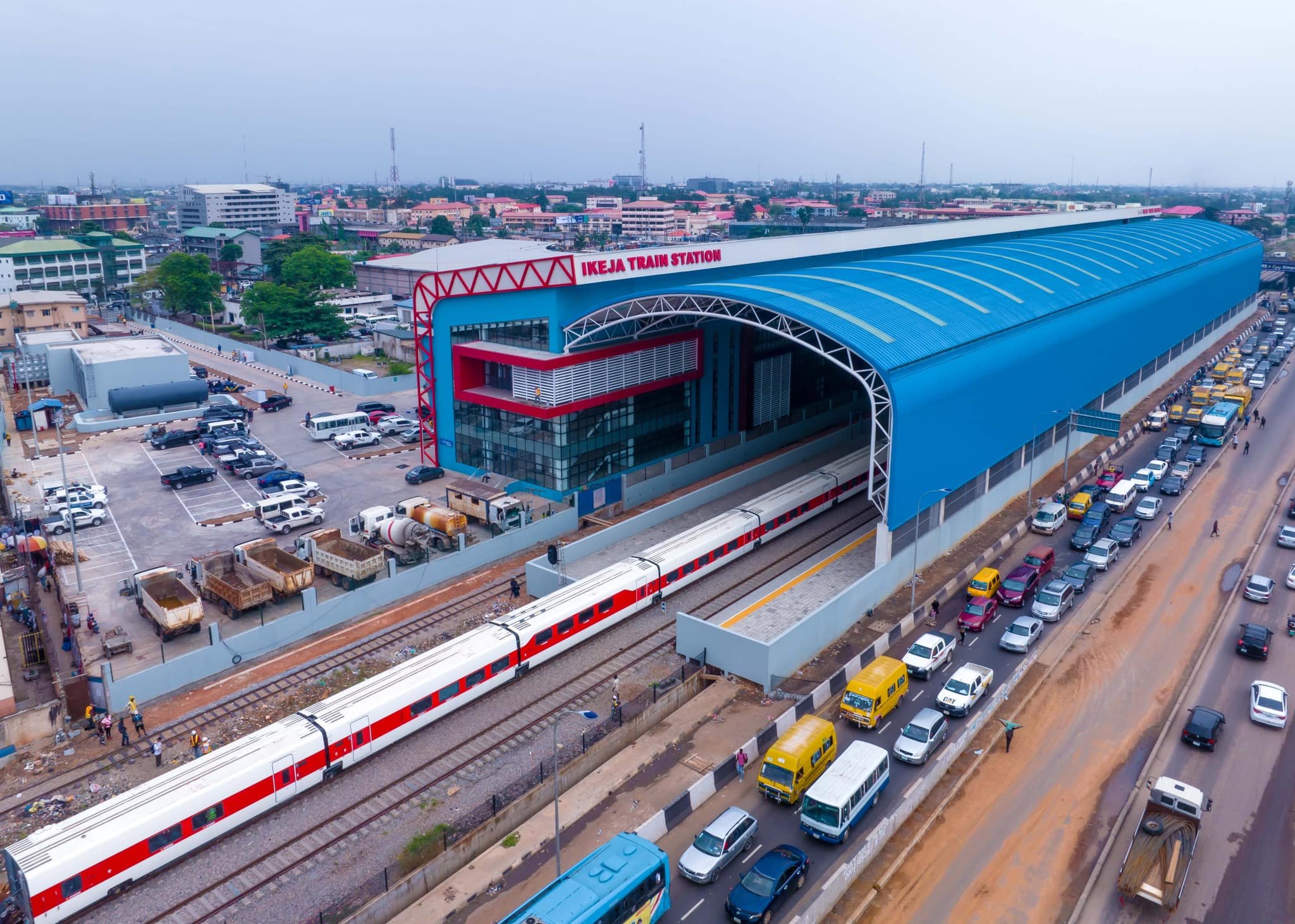 Lagos govt commences partial passenger operations on Red Line rail [Twitter:@jidesanwoolu]