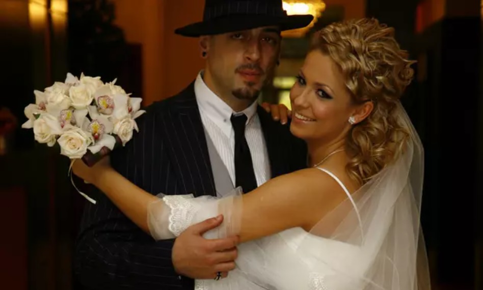 Elena, fosta soție a lui CRBL, rupe tăcerea după divorț. Prin ce a trecut fiica lor: „Dacă citește știrile acum, eu nu pot să-i închid telefonul”