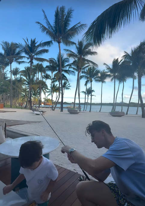Rareș Cojoc, vacanță în Mauritius cu iubita și cei trei copii