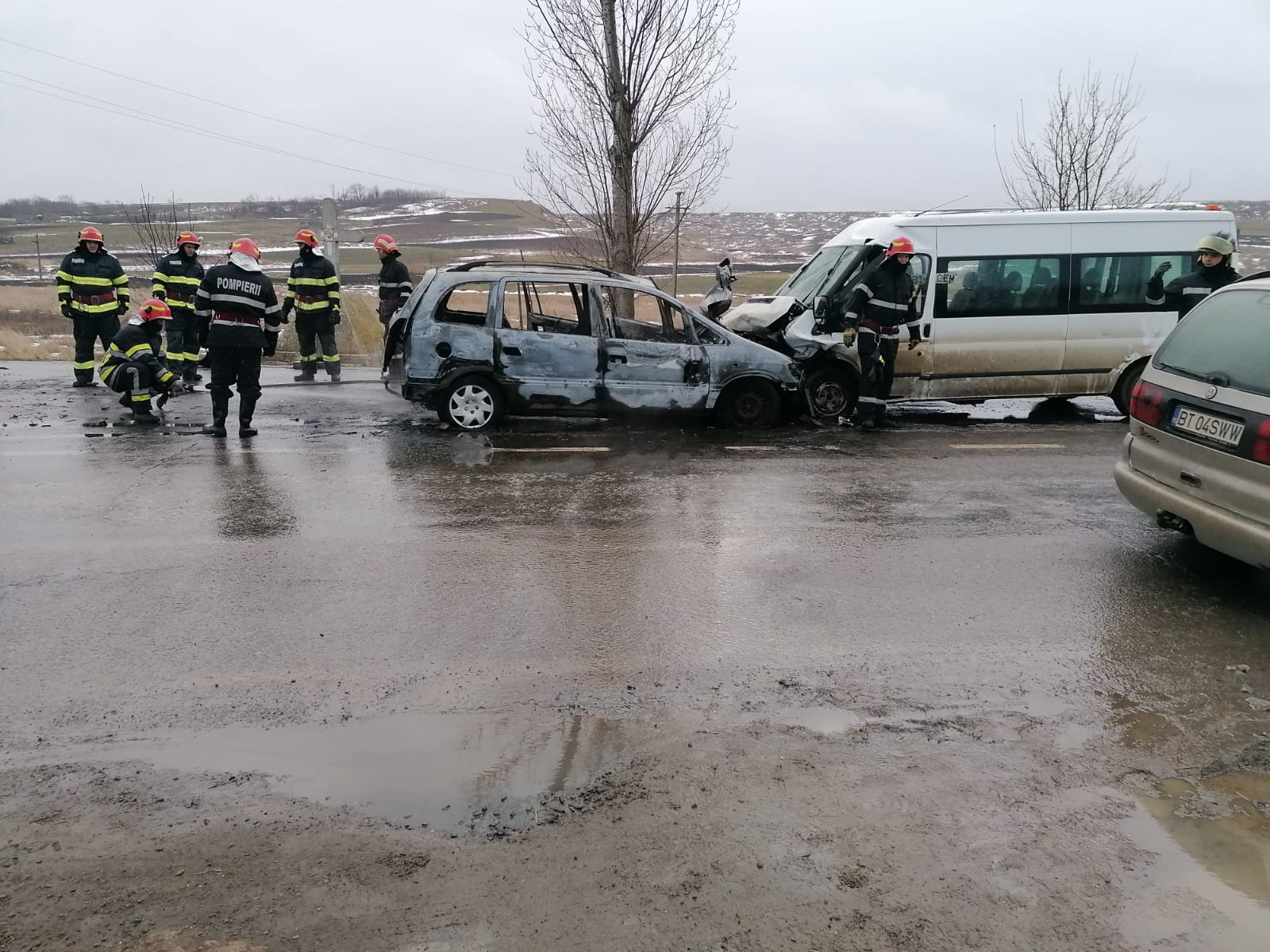 UPDATE | Accident rutier în Botoșani. 11 persoane au fost rănite, una fiind în stare de inconștiență