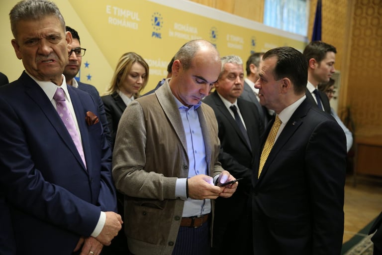 FOTO|  PNL a validat lista candidaţilor la europarlamentare, cu Rareş Bogdan, cap de listă. Orban: "Este un campion al luptei împotriva minciunii"