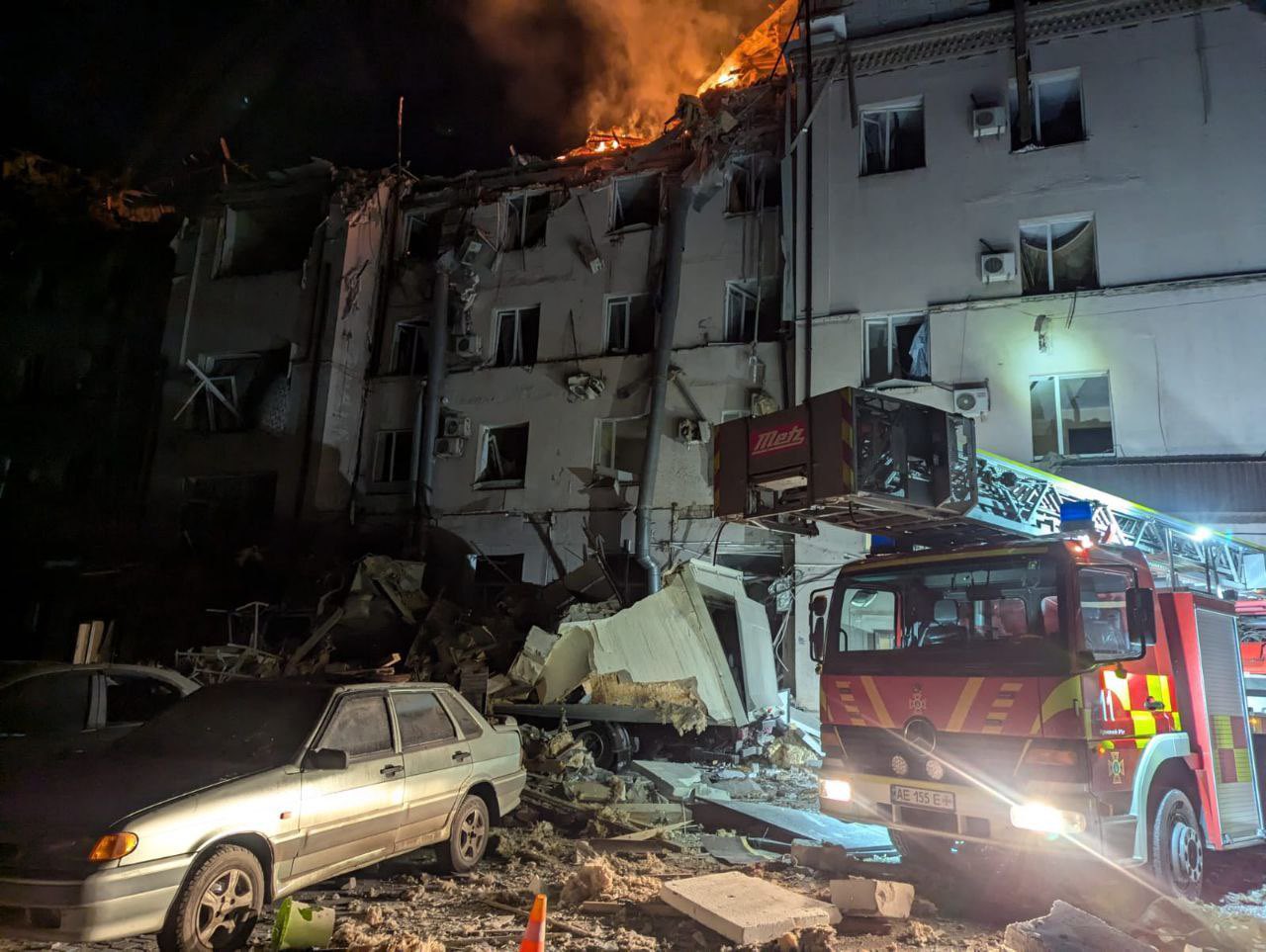 O rachetă rusească a lovit un hotel din Krivoi Rog: 3 morți și zeci de răniți