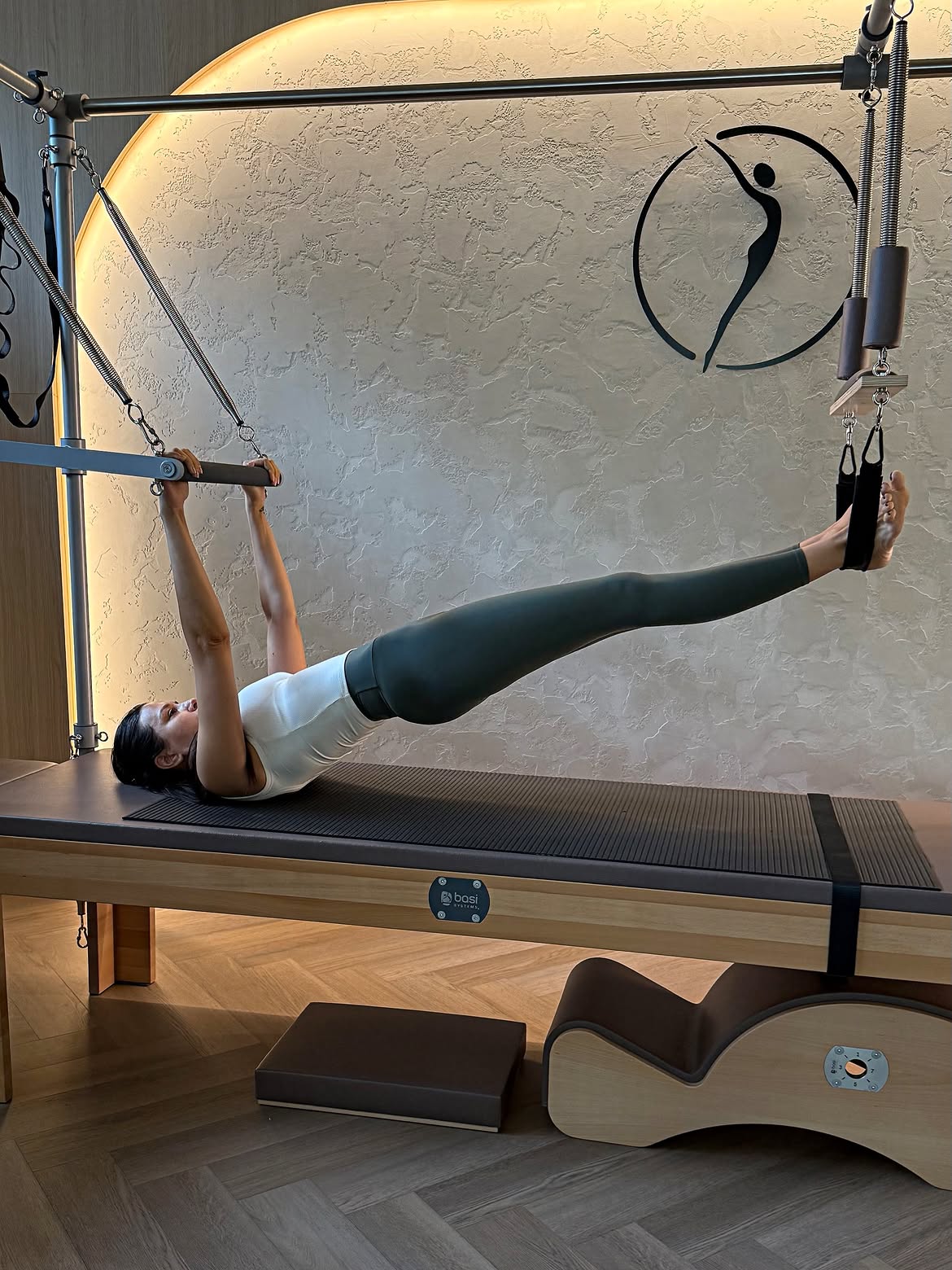 Iulia Pârlea, imagini spectaculoase din timpul antrenamentelor de Pilates: „Mintea poate deveni cel mai mare sabotor”