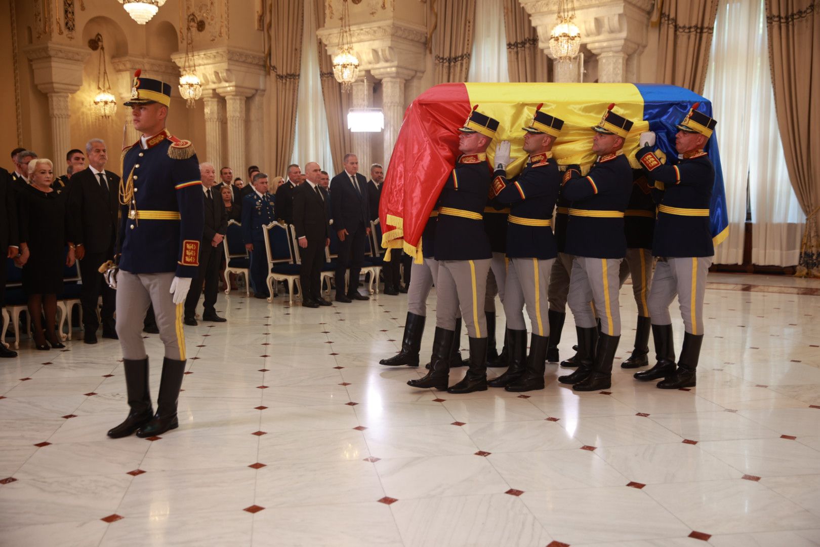 TVR, o nouă gafă: „Reprezentanții Spitalului Grigore Antipa au precizat că starea de sănătate a fostului președinte Ion Iliescu s-a deteriorat”