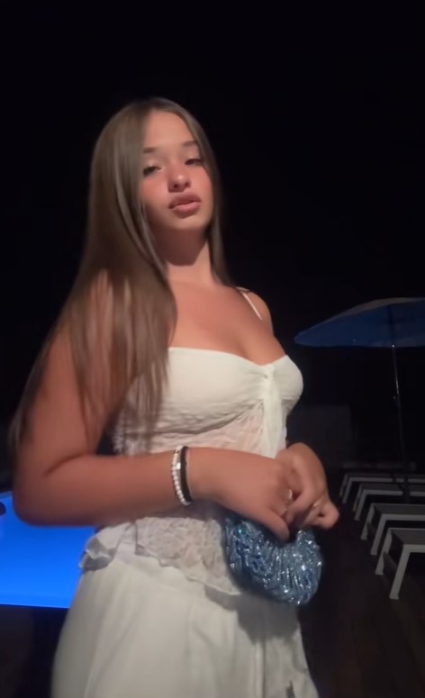 Imagini inedite cu fiica Antoniei. Maya Castellano s-a afișat alături de iubitul ei