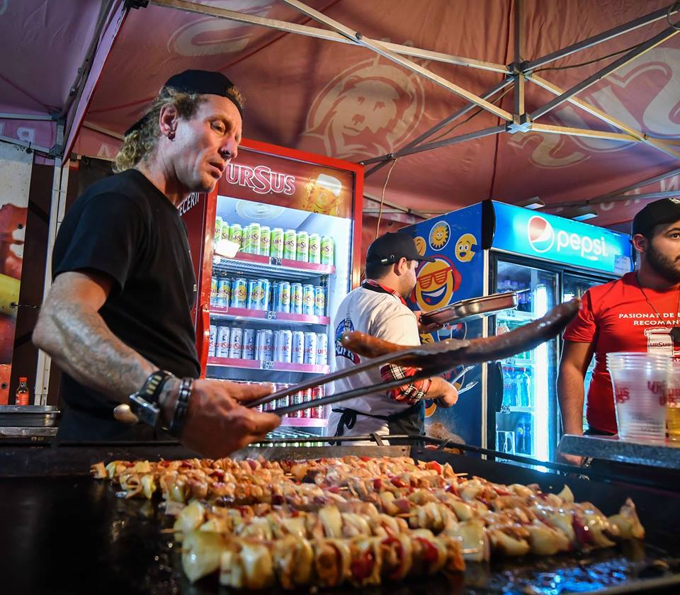 S-a dat cep la CibinFest 2016! 1.000 de butoaie de bere, concerte și mâncăruri alese sunt pregătite pentru participanți FOTO&VIDEO