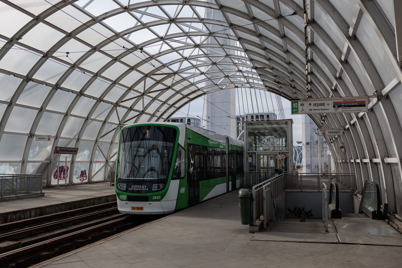 Pasajul Basarab înghite încă 21 de milioane de euro pentru reparații, la 15 ani după inaugurare