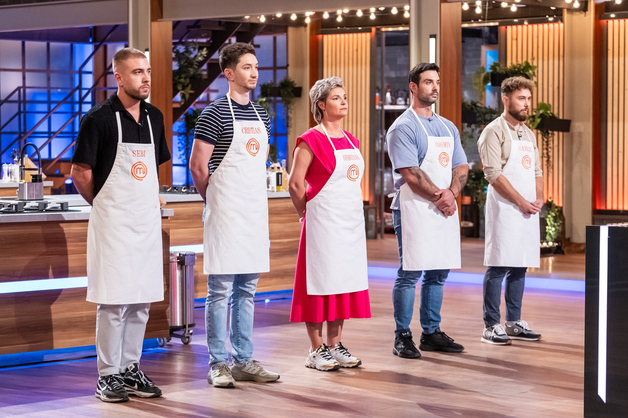 Carlo Cracco, unul dintre cei mai cunoscuți chefi din lume, test pentru semifinaliștii MasterChef 2024. Cine sunt concurenții rămași în show