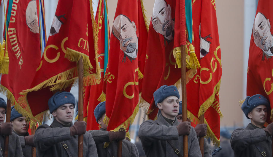 Defilare militară impresionantă în Piața Roșie. Rușii au reconstituit faimoasa paradă din noiembrie 1941, decisivă în Bătălia Moscovei