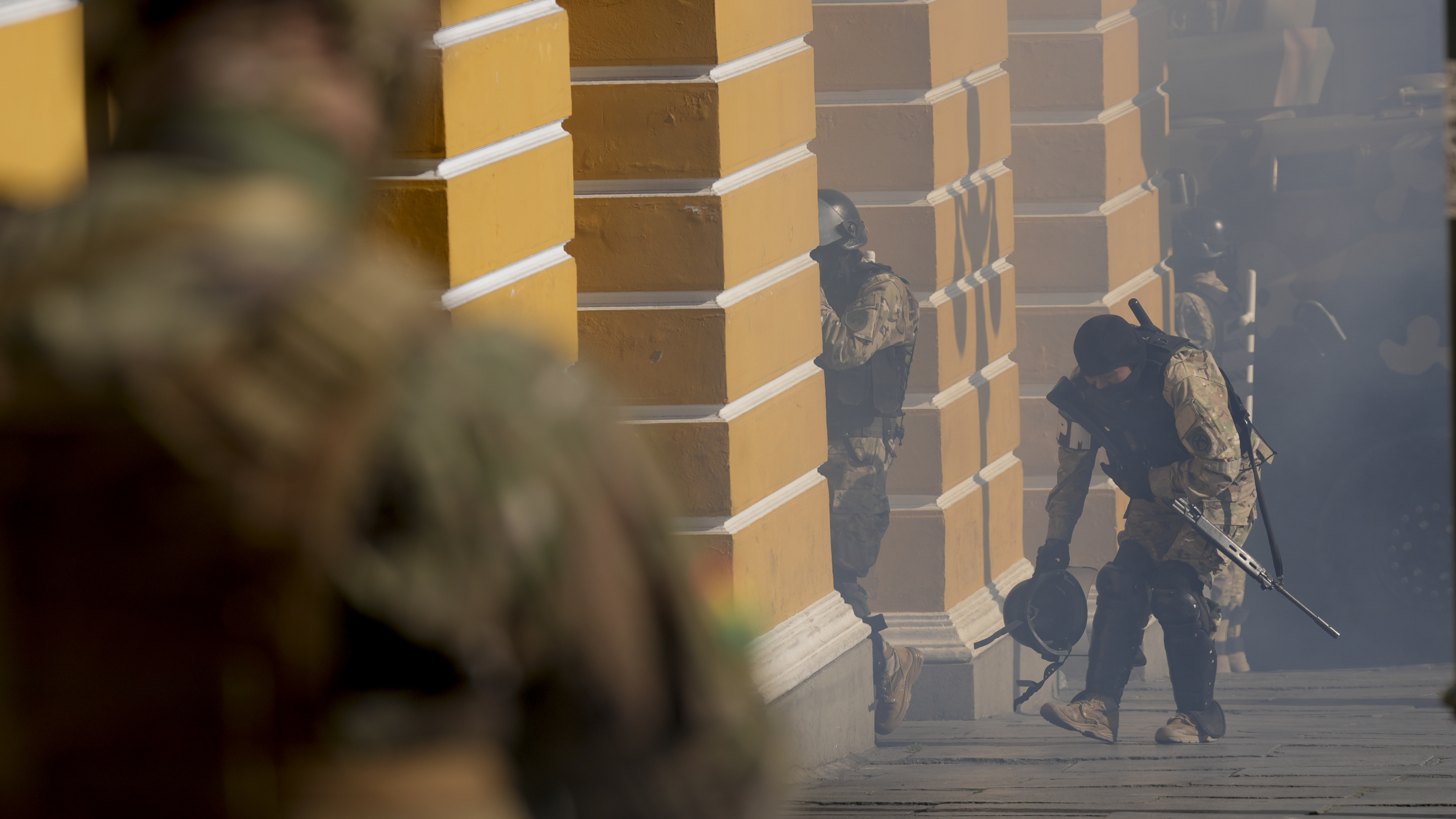 Temeri privind o lovitură de stat în Bolivia: trupe militare prezente pe străzi