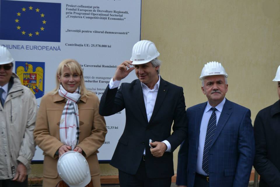Atunci și acum: Eugen Teodorovici, ministrul care se ocupă de finanțele țării, dar are cinci credite la bănci, de aproape 800.000 de euro