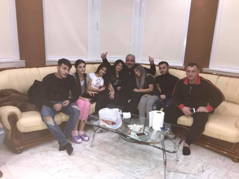 Primele imagini din sezonul 2 „Cămătarii”. Nuțu și Sile Cămătaru, familia și oameni din justiție, în documentarul PRO TV și VOYO