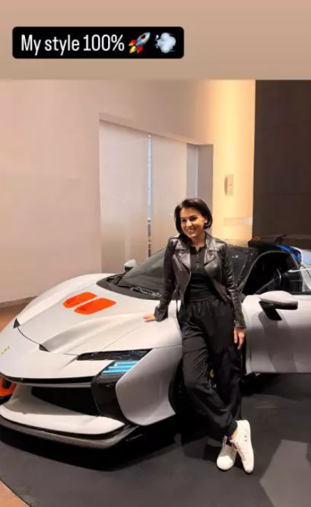 Romina Gingașu, soția lui Piero Ferrari, și-a cumpărat bolid de lux de 900.000 de euro. „Stilul meu 100%!”