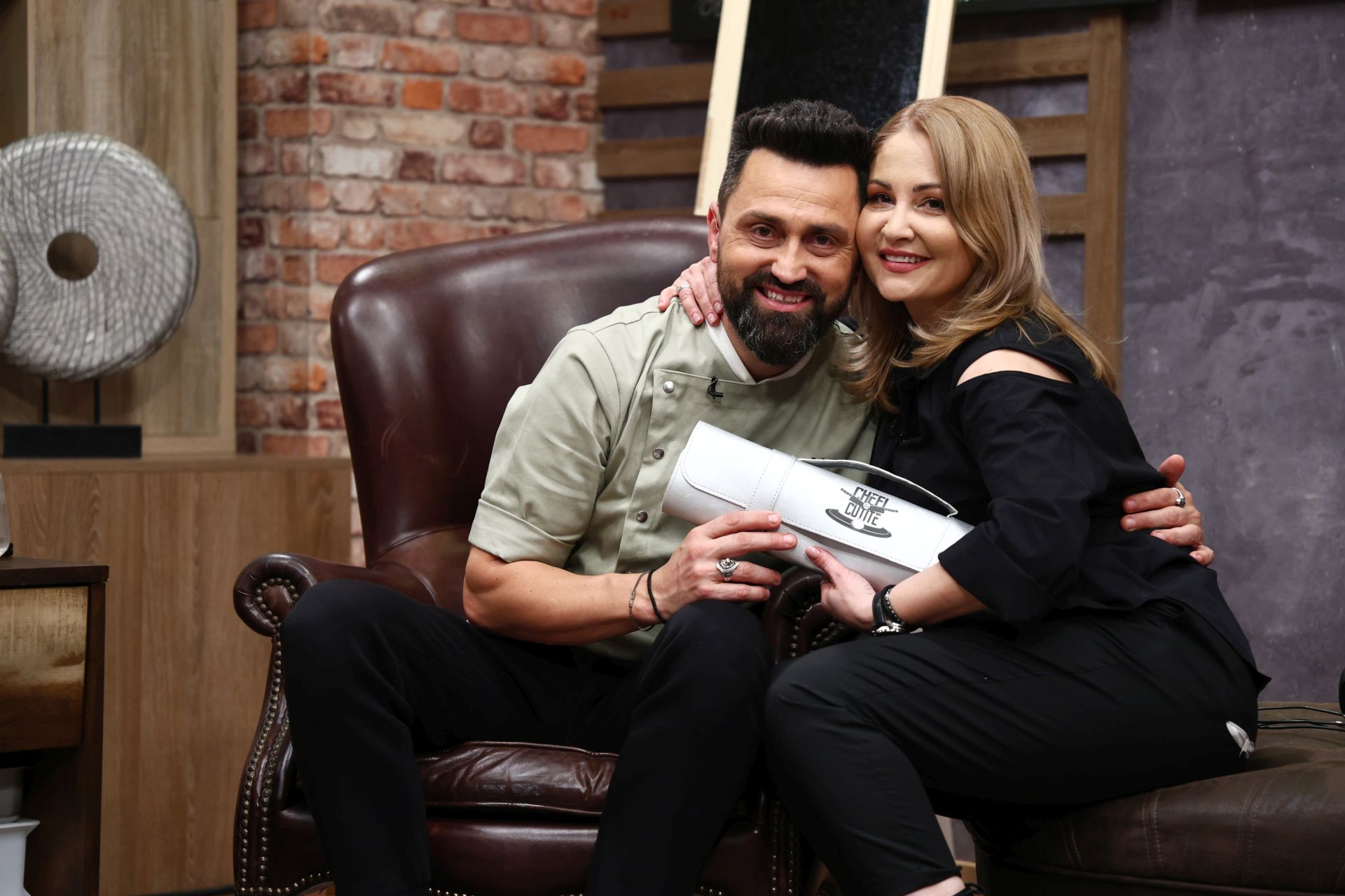 Moment emoționant la „Chefi la cuțite” 2025. Familia lui Orlando Zaharia, în platoul emisiunii. „Mi-a dăruit enorm”