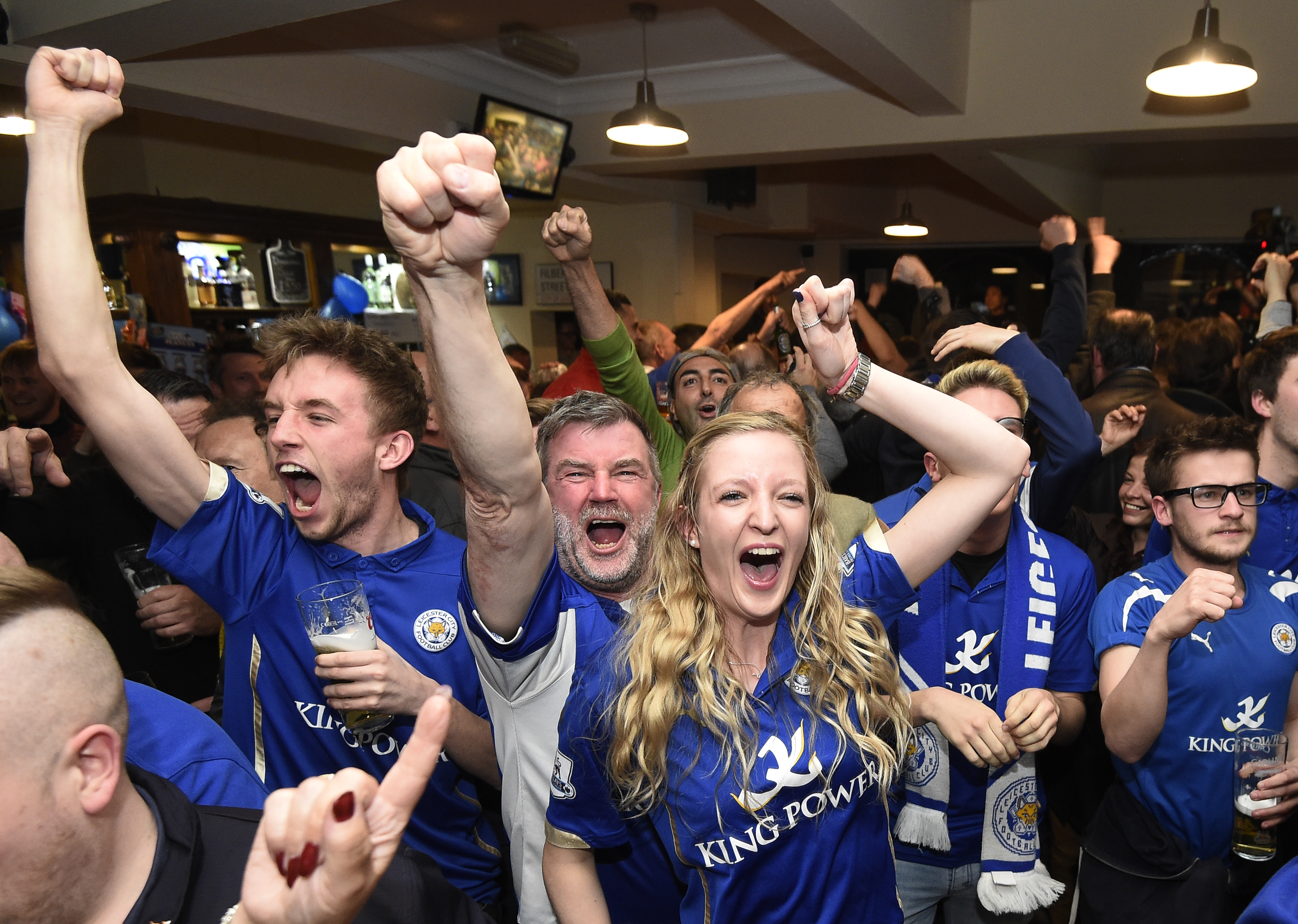 Leicester, oraș deschis la distracție. ”Vulpile” au ”furat” titlul în Anglia | FOTO și VIDEO