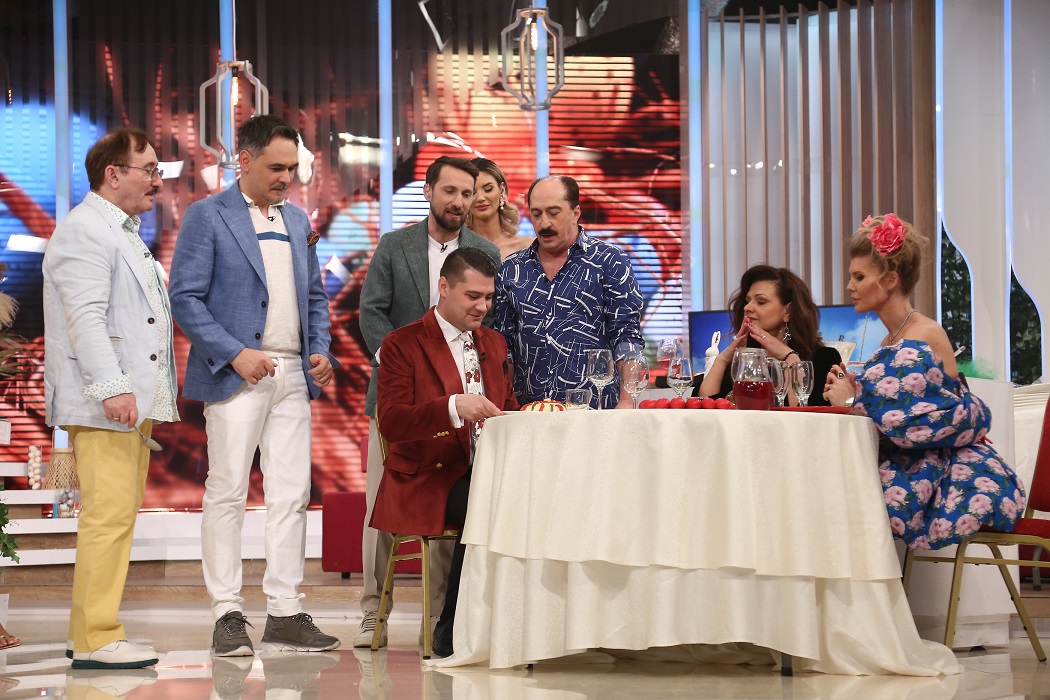Ediții speciale la „Neatza cu Răzvan și Dani”. Ce invitați vor avea în emisiunile de Paște