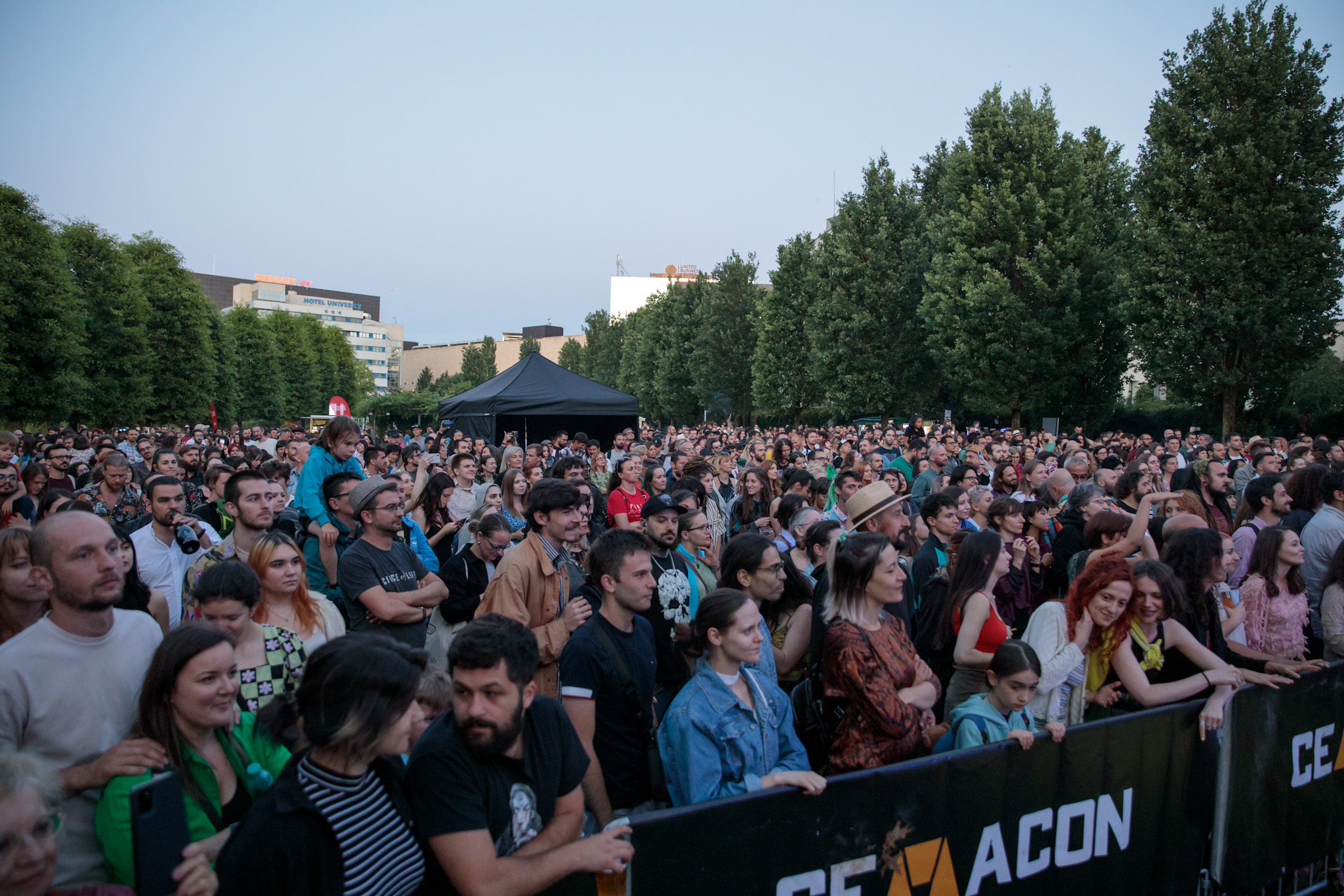 INTERVIU cu trupa DakhaBrakha din Ucraina, înaintea concertului de la TIFF: „Rudele noastre din Rusia se uită la TV și cred propaganda, nu pe noi”