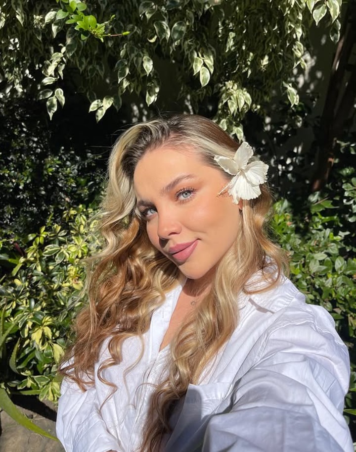 Oana Chelaru, artista română celebră în Ecuador, operată de urgență: „Am fața umflată”