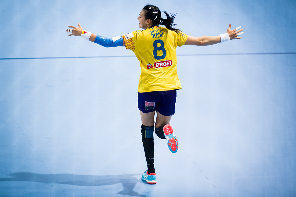 GALERIE FOTO & VIDEO | România a surclasat Norvegia, la Euro 2018 de handbal feminin. Cadou de Moș Nicolae. Dumanska, fenomenală