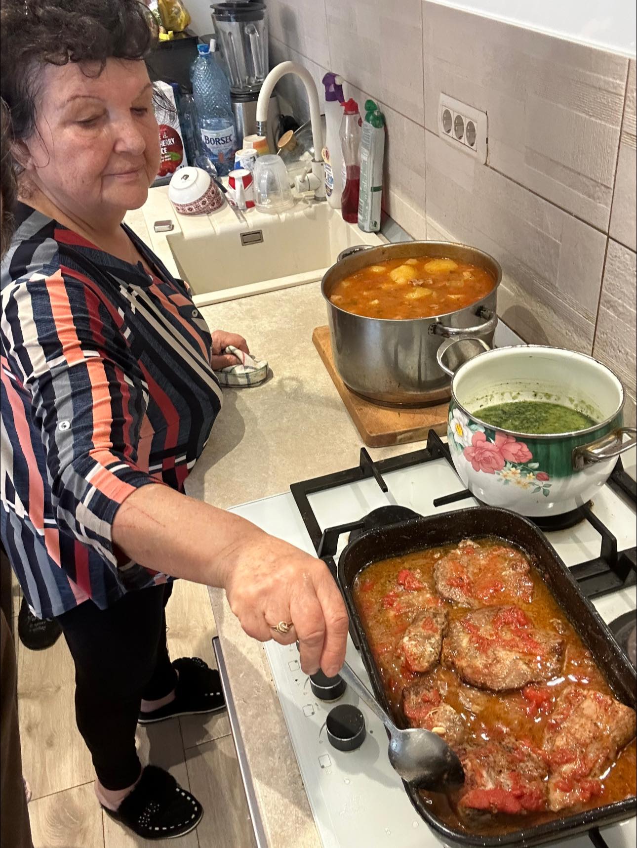 Ce a pățit mama lui Mădălin Ionescu: „Am convins-o greu să accepte salvarea”. Prezentatorul a trăit momente de panică la ceas de seară