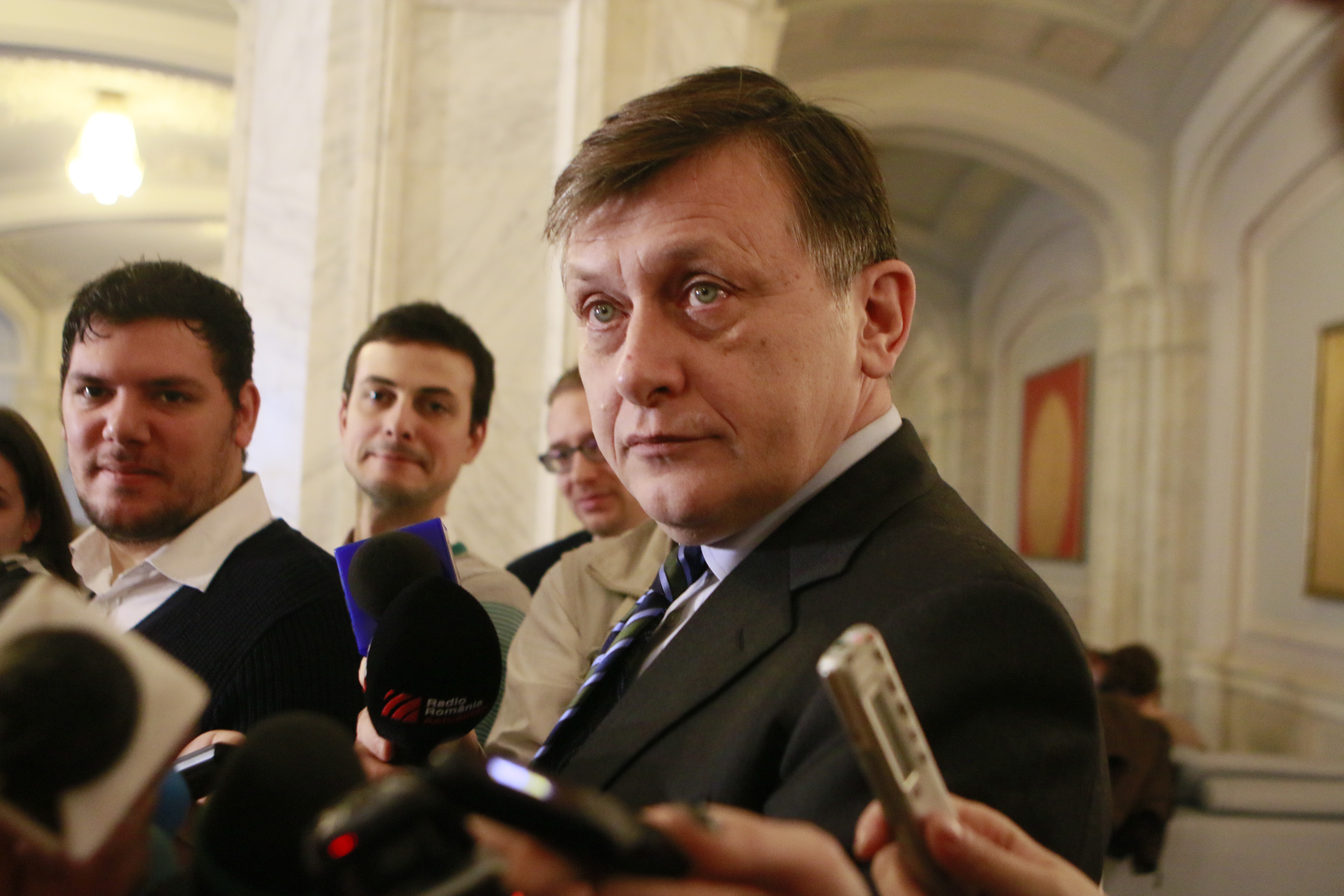 Atunci și Acum: Crin Antonescu, profesorul de istorie care a adus pe scena politică proiectul eșuat USL