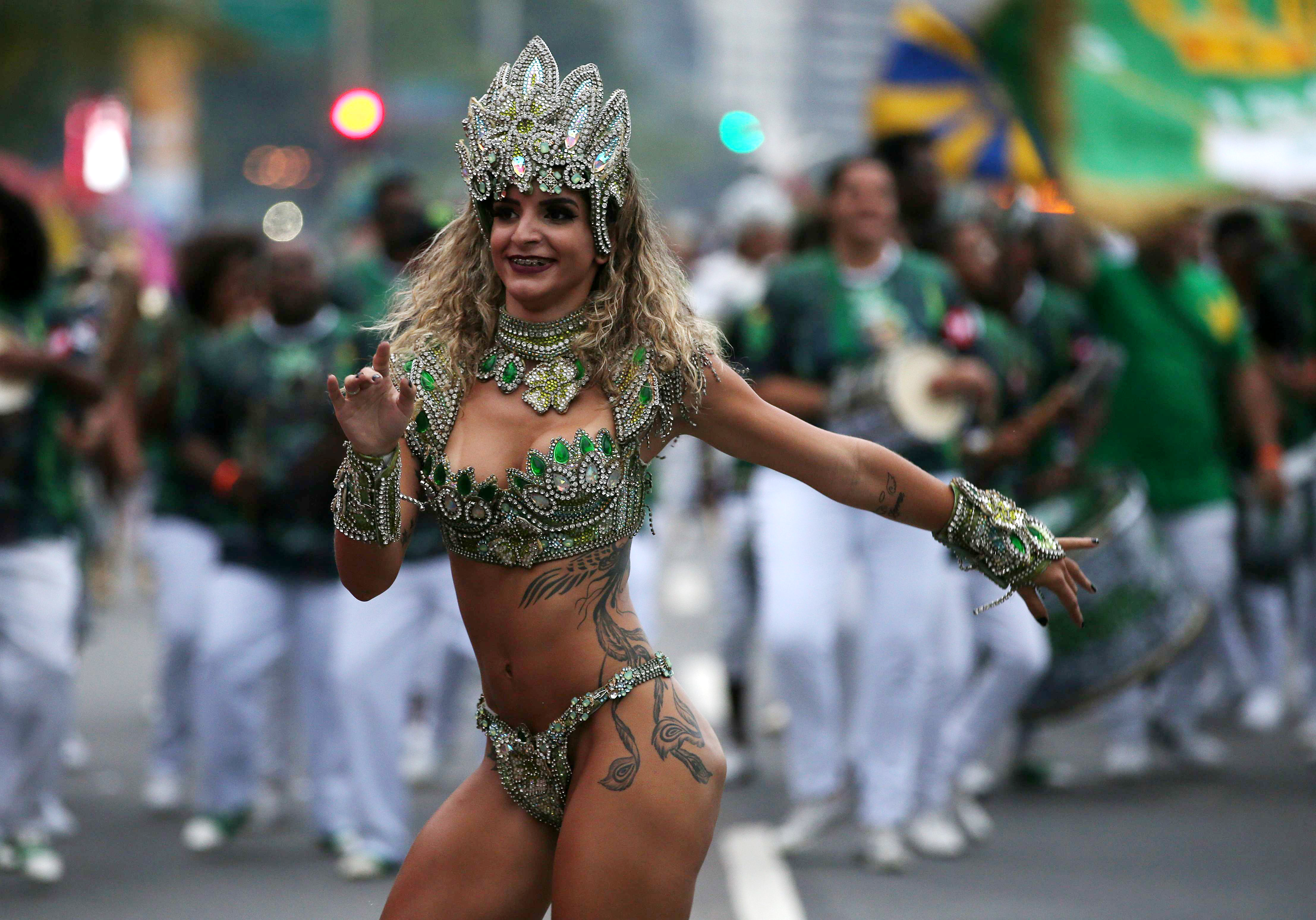 GALERIE FOTO | Imagini uluitoare surprinse în timpul Carnavalului de la Rio de Janeiro
