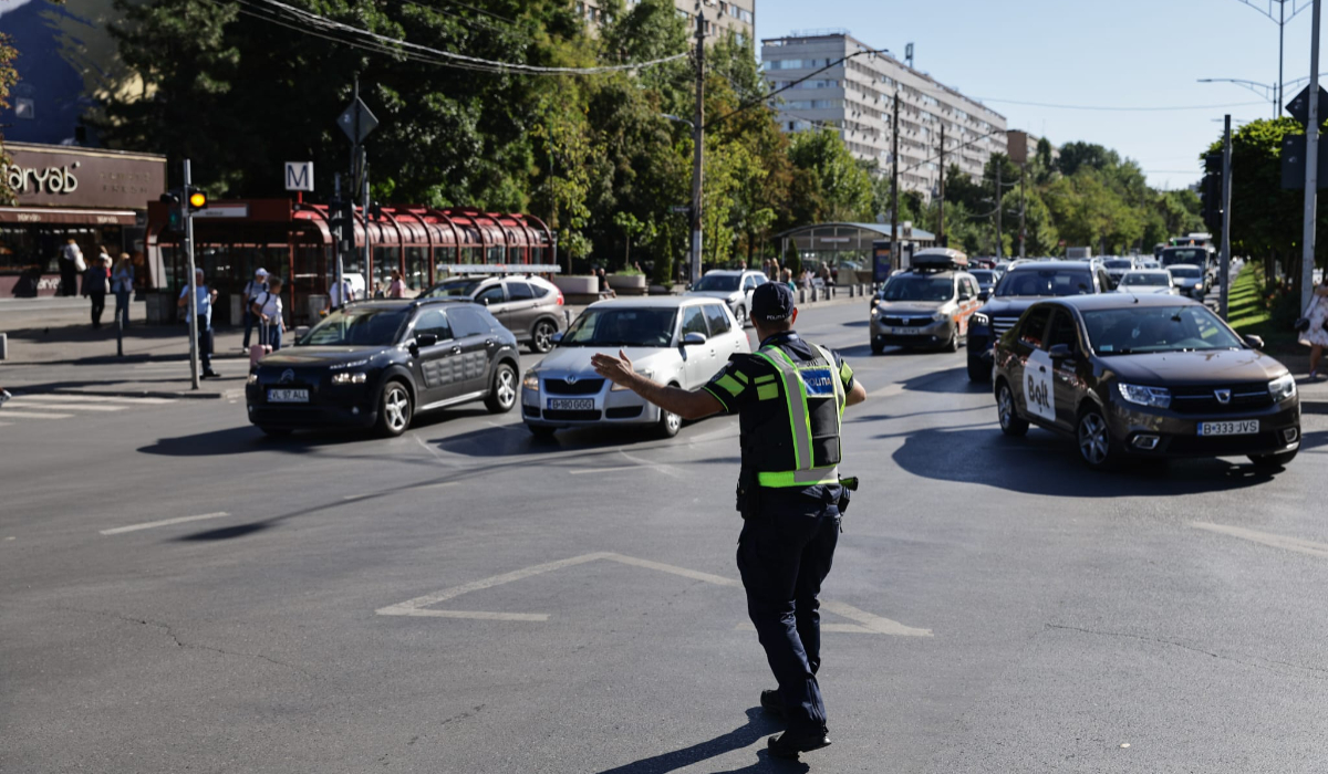 Trafic intens în București în prima zi de școală. Harta bulevardelor aglomerate din nordul și vestul Capitalei