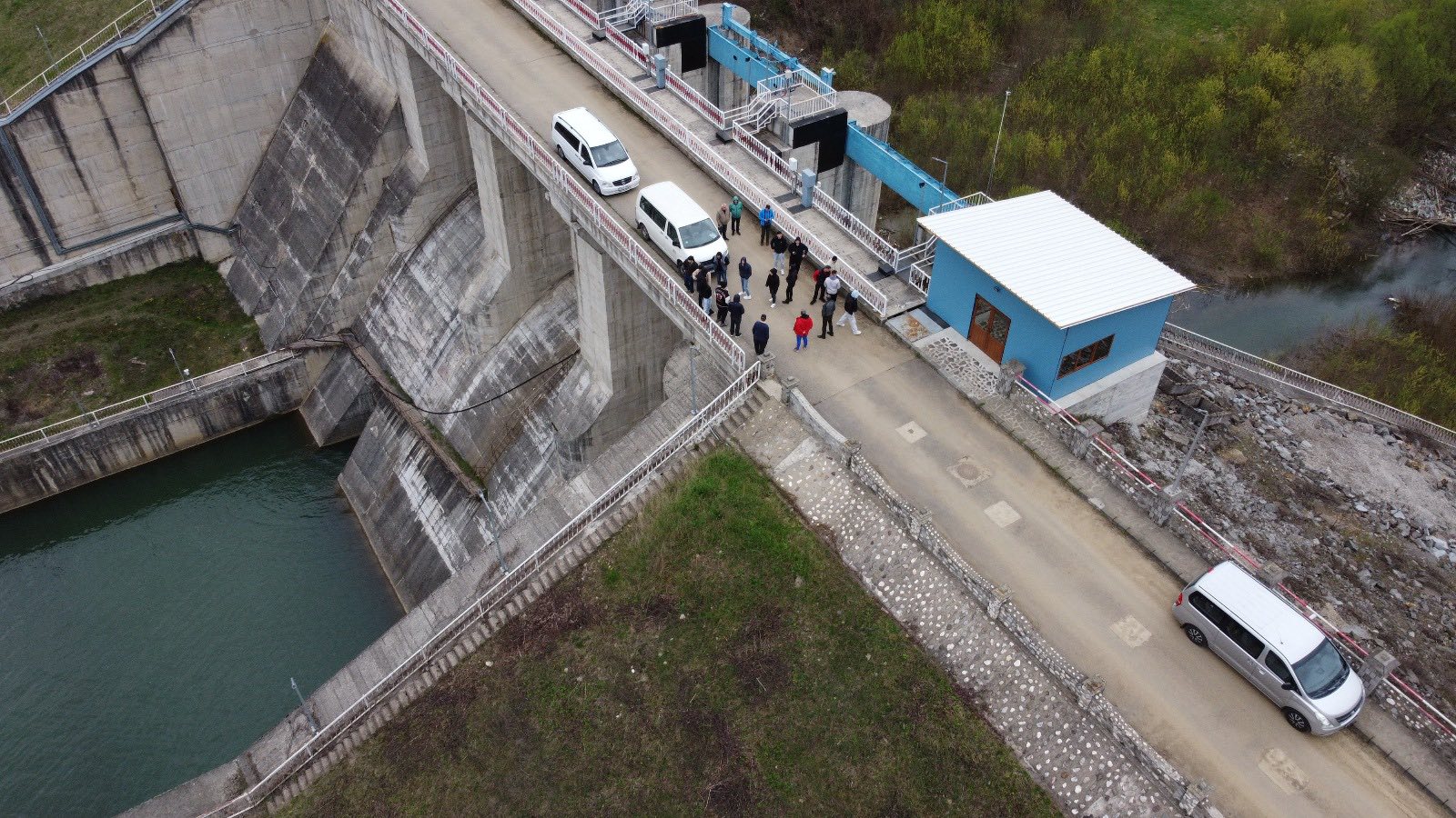 Controversele barajului de la Mihăileni: autorizația de construire emisă în comunism a fost anulată. „Este un exemplu clasic de proiect fosilă, o relicvă a ingineriei hidrotehnice” 